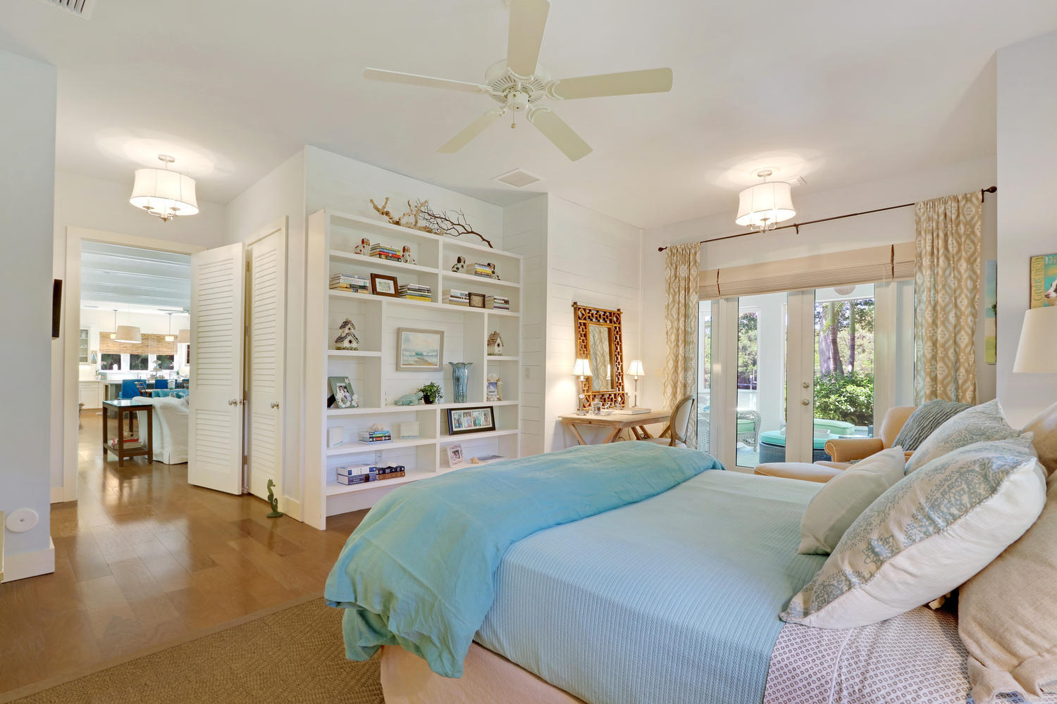 CAPTAINS KEY - Residential