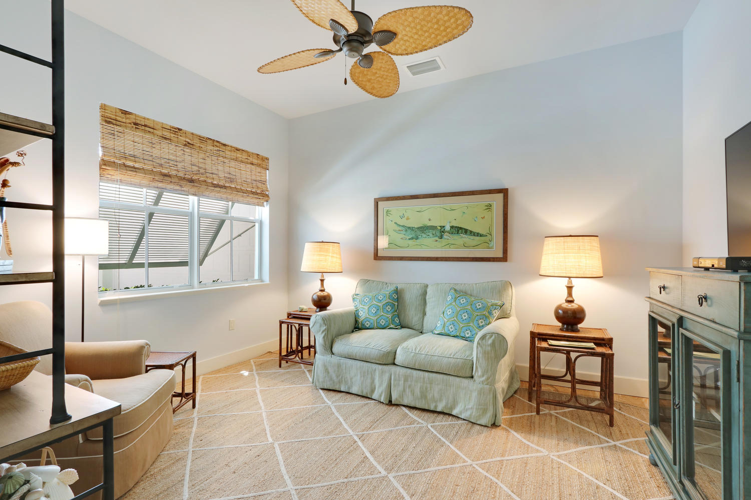 CAPTAINS KEY - Residential