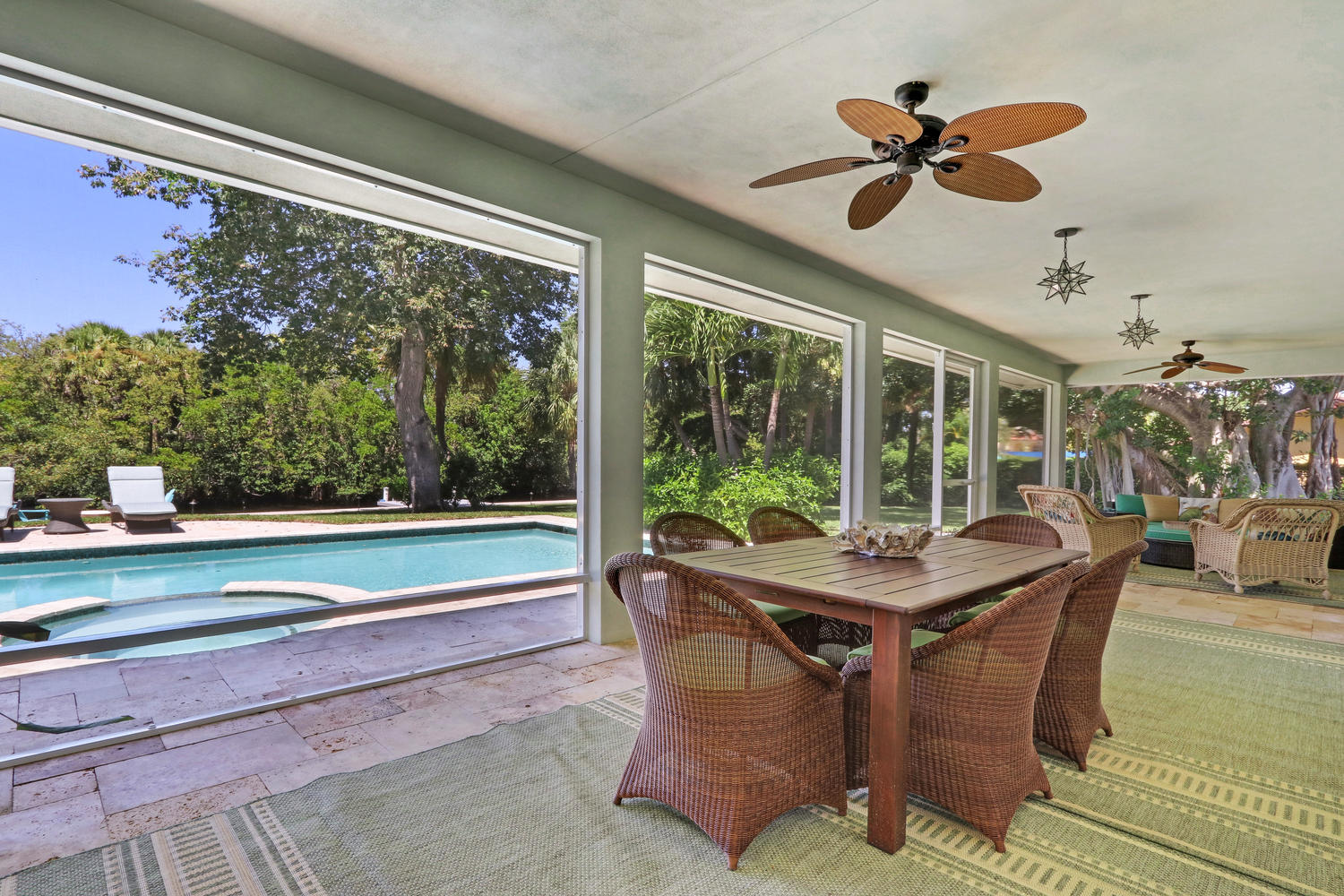 CAPTAINS KEY - Residential