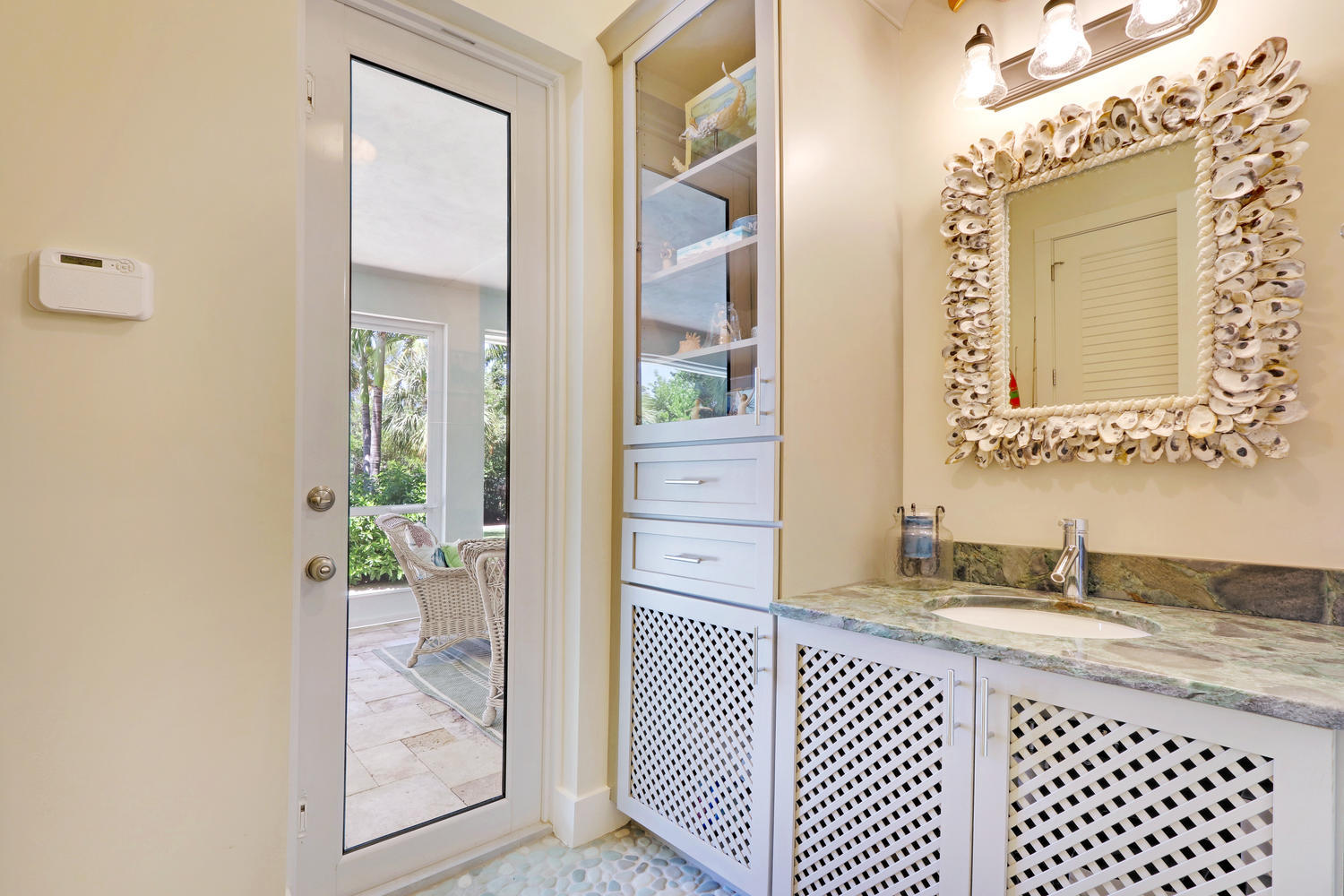 CAPTAINS KEY - Residential