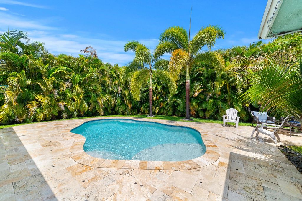 Photo of 2049 SW Beauregard Street, Port Saint Lucie, FL 34953 (MLS # R11089136)