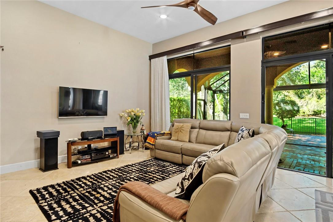 Parkland Golf & Country - Residential
