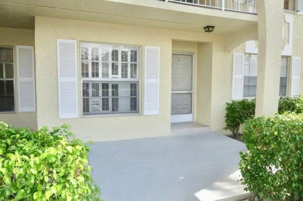 Photo of 13775 Flora Place #D, Delray Beach, FL 33484 (MLS # R11043412)