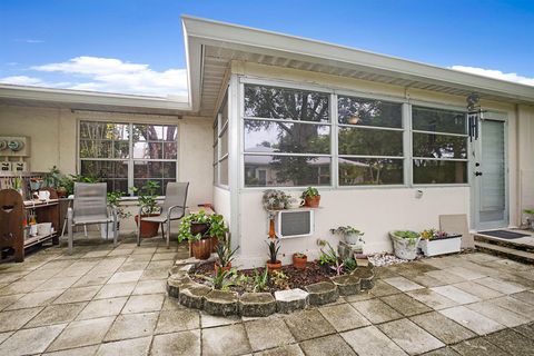 A home in Lake Worth