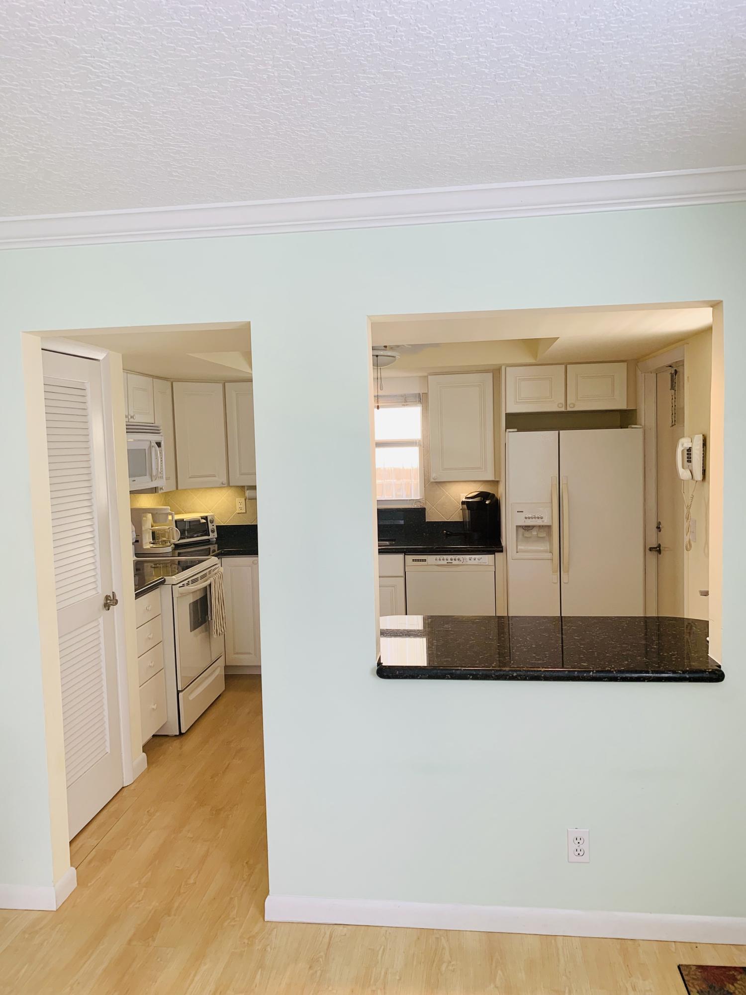 HAMPTON HOUSE CONDO - Residential Lease