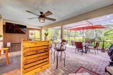 Tiny photo for 627 Hollows Circle, Deerfield Beach, FL 33442 (MLS # B26052774)