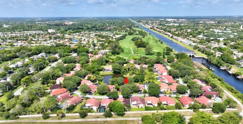 Tiny photo for 627 Hollows Circle, Deerfield Beach, FL 33442 (MLS # B26052774)