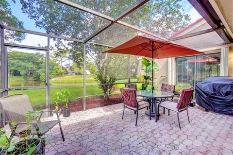 Tiny photo for 627 Hollows Circle, Deerfield Beach, FL 33442 (MLS # B26052774)