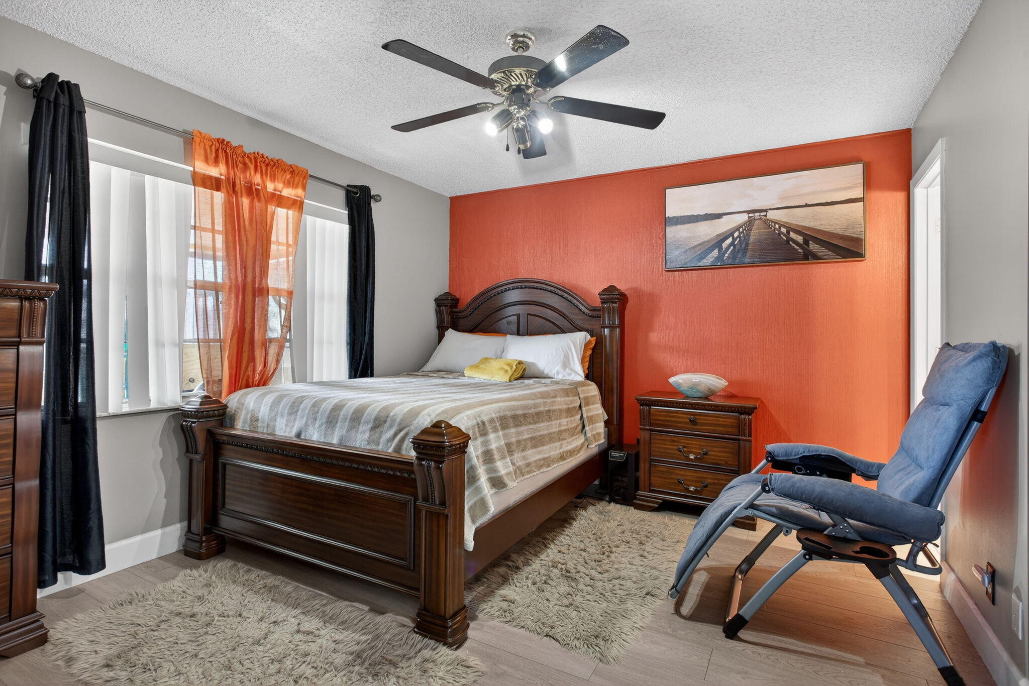 LAKE ISLAND - Residential