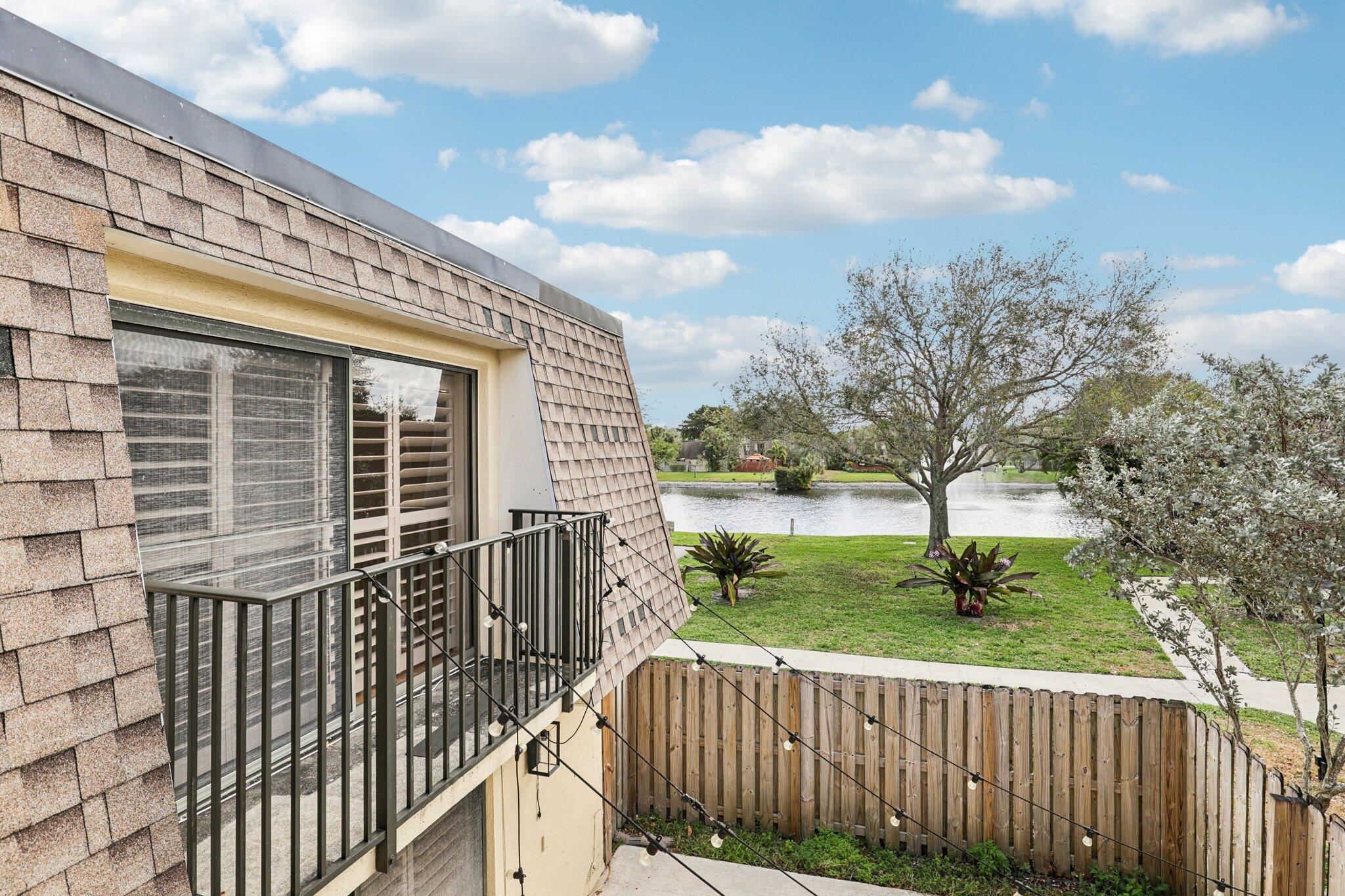 DELRAY OAKS WEST CONDO - Residential