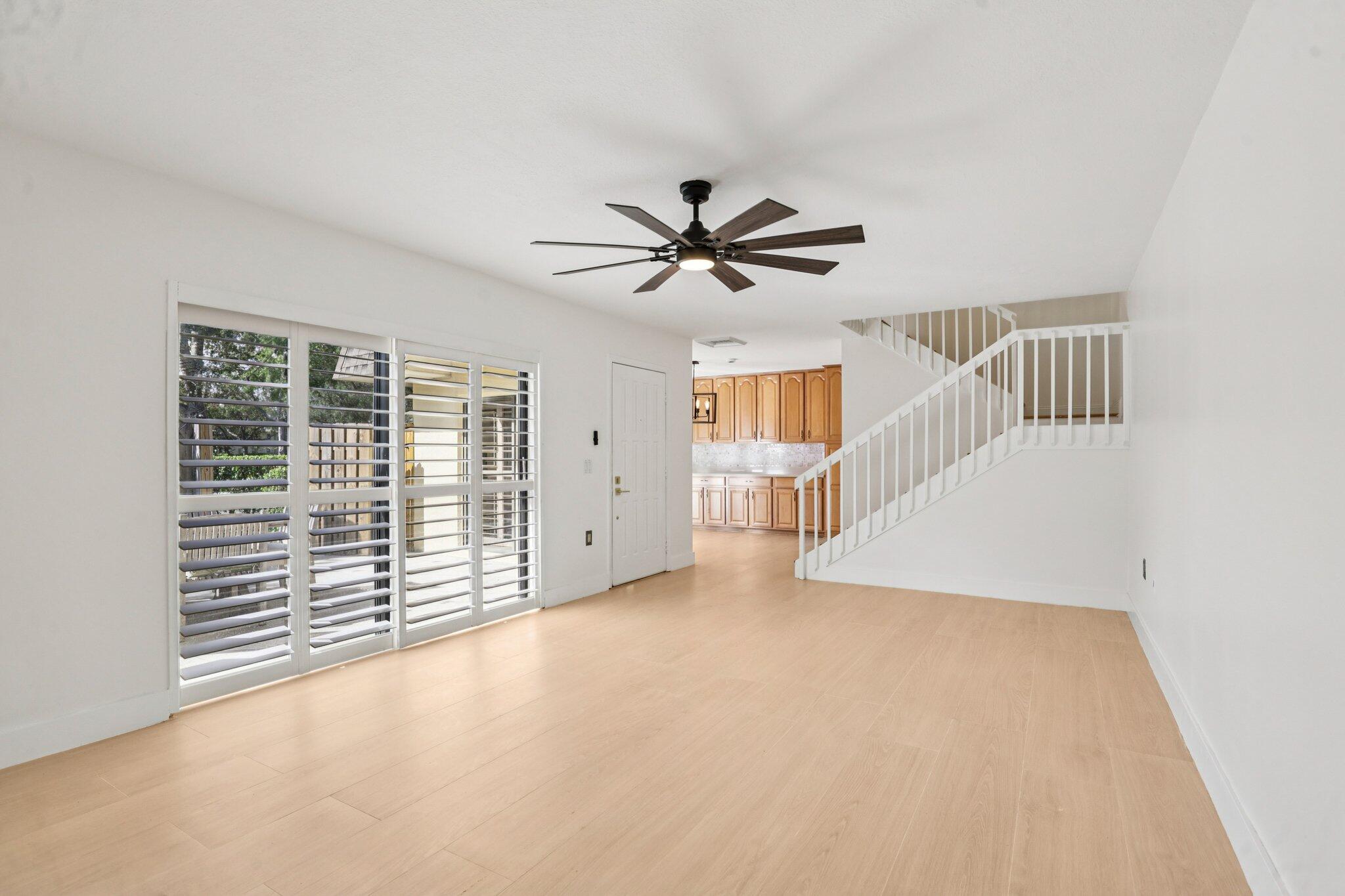 DELRAY OAKS WEST CONDO - Residential