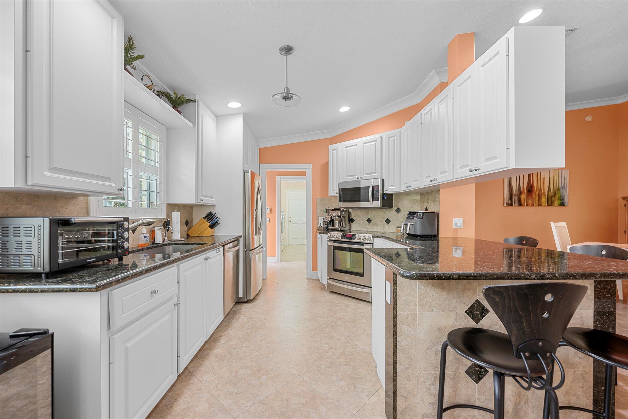 3173 Verdmont Lane, Wellington, FL, 33414/$425,000 4 3173 Verdmont Lane