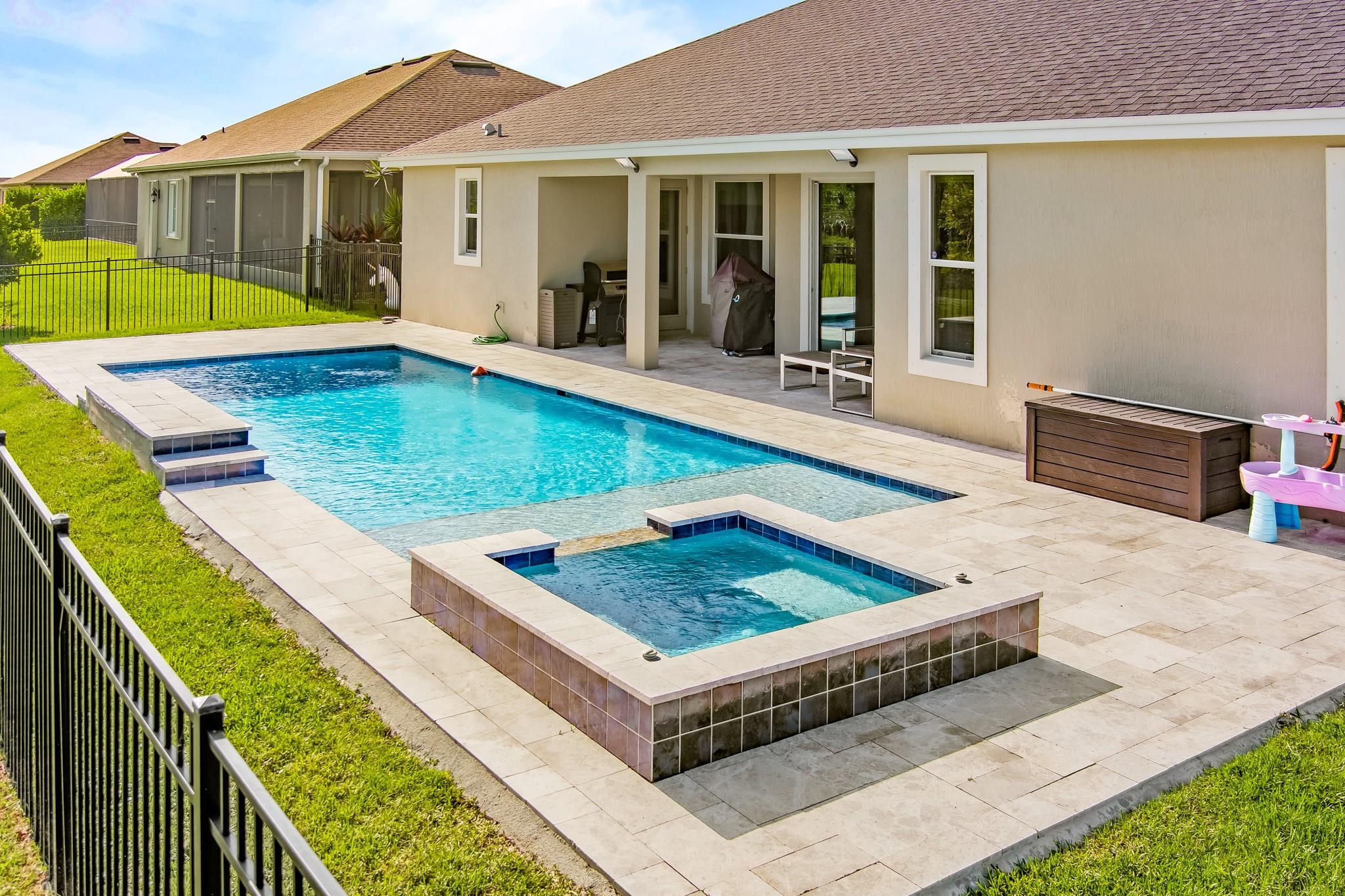 KERRINGTON AT ADDISON VIL - Residential