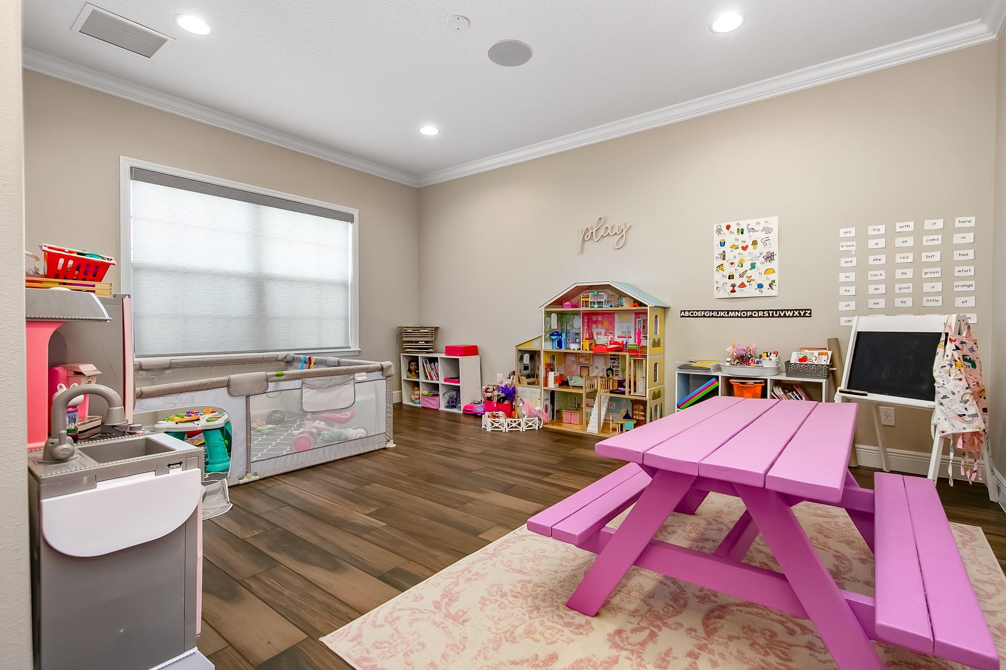 KERRINGTON AT ADDISON VIL - Residential