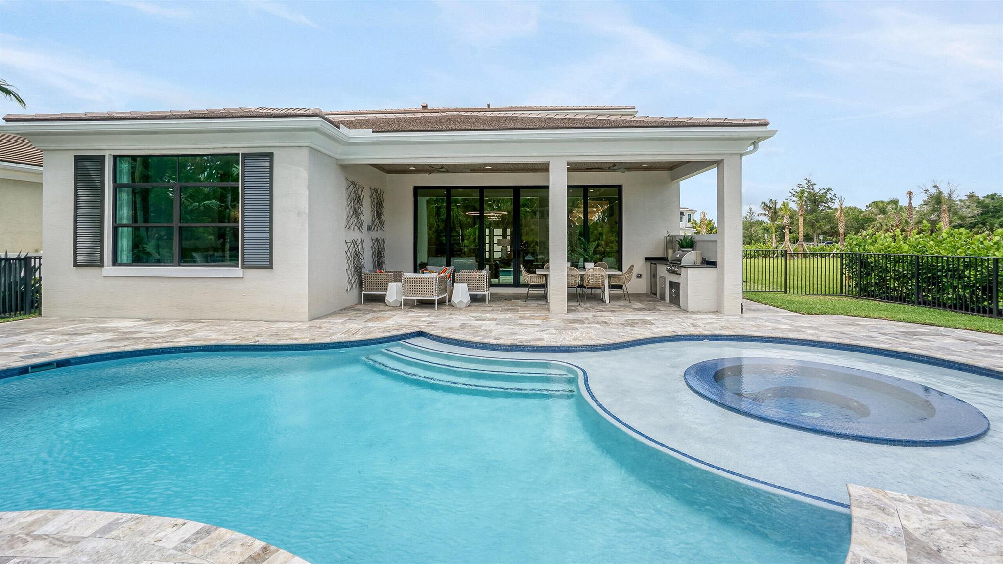 ARTISTRY - Residential