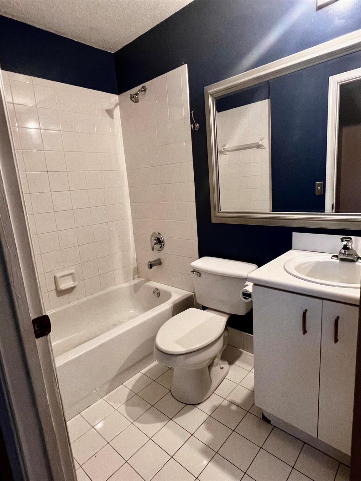 SUMMIT LAKE - Residential