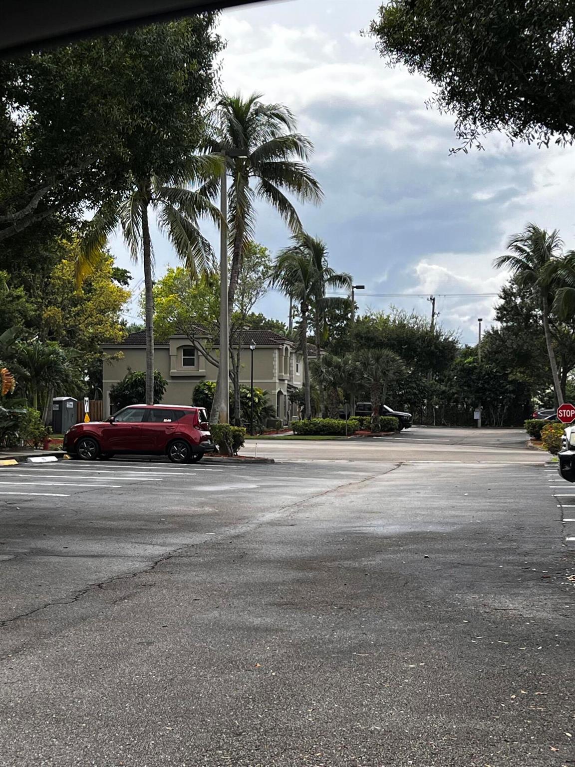 SUMMIT LAKE - Residential