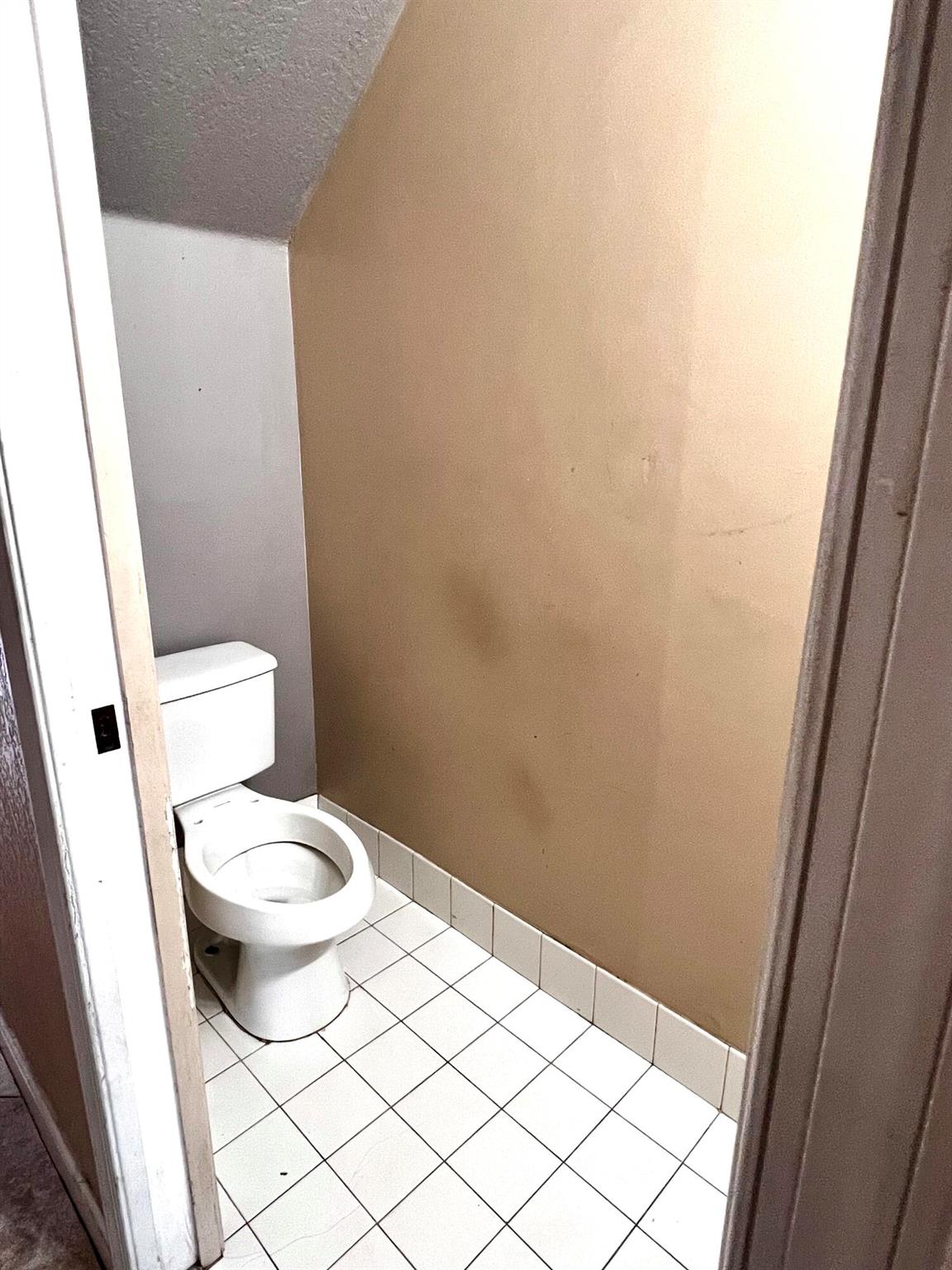 SUMMIT LAKE - Residential