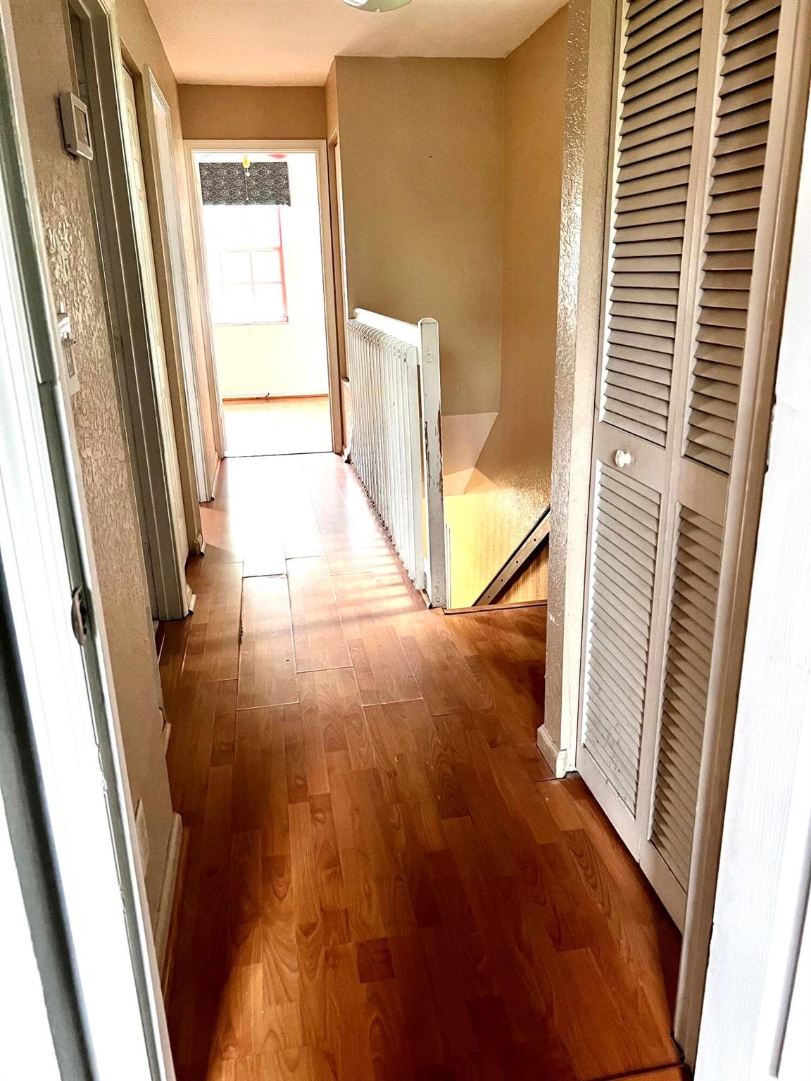 SUMMIT LAKE - Residential