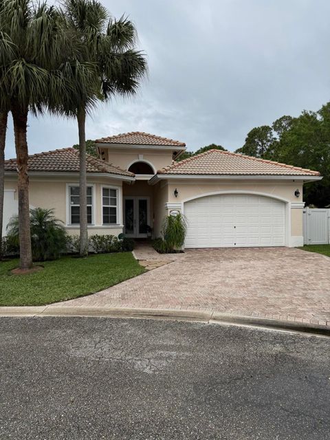 8642 Plum Cay Royal Palm Beach FL 33411