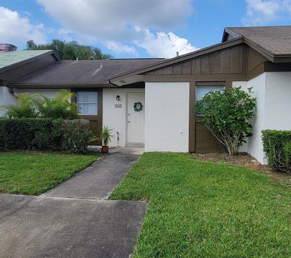 Photo of 115 Doe Trail, Jupiter, FL 33458 (MLS # R10879466)