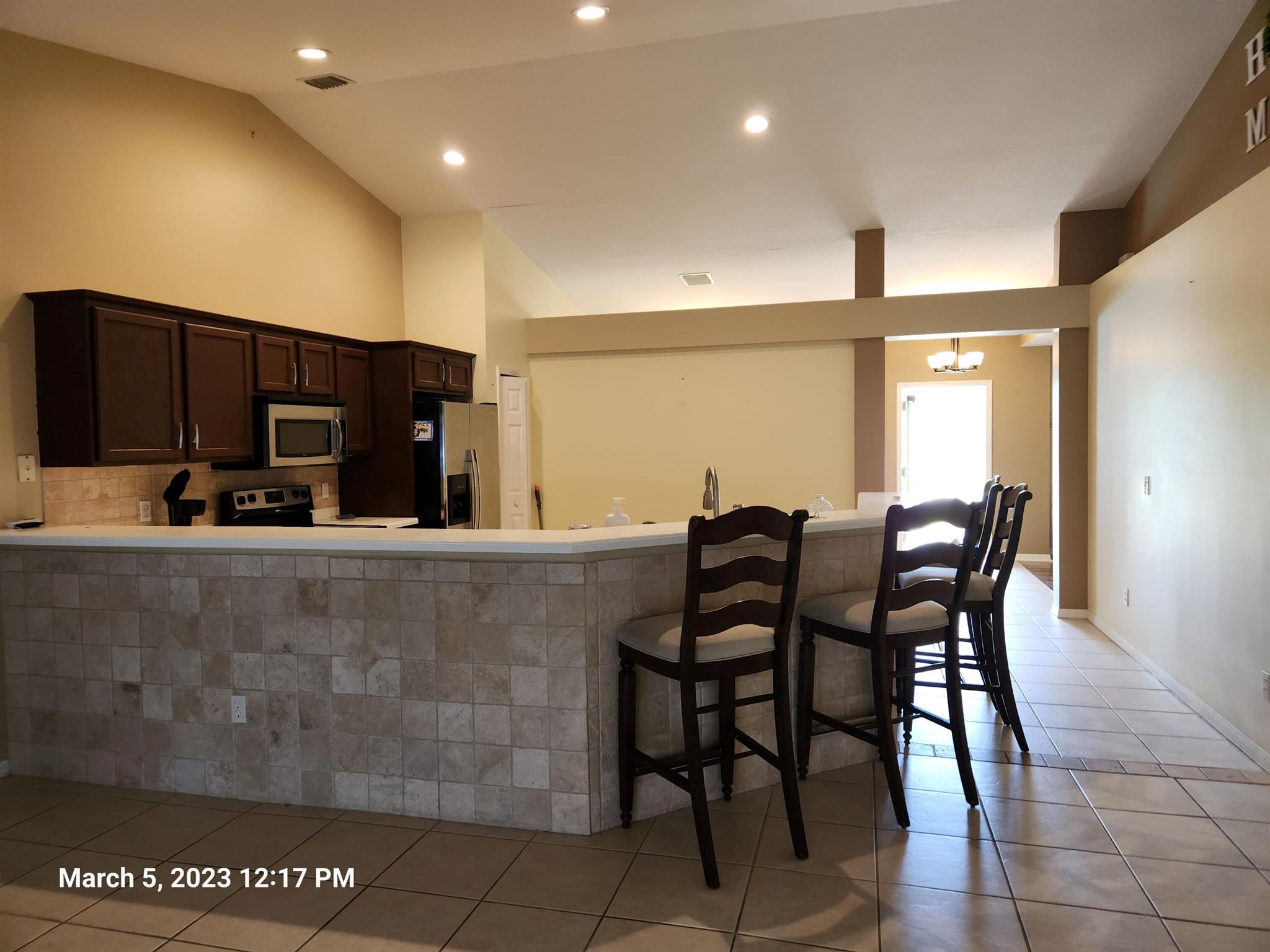 PORT ST LUCIE SECTION 19 - Residential Lease