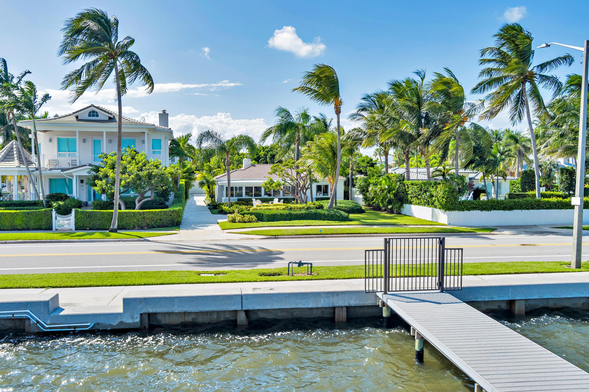 EDGEWATER - Residential