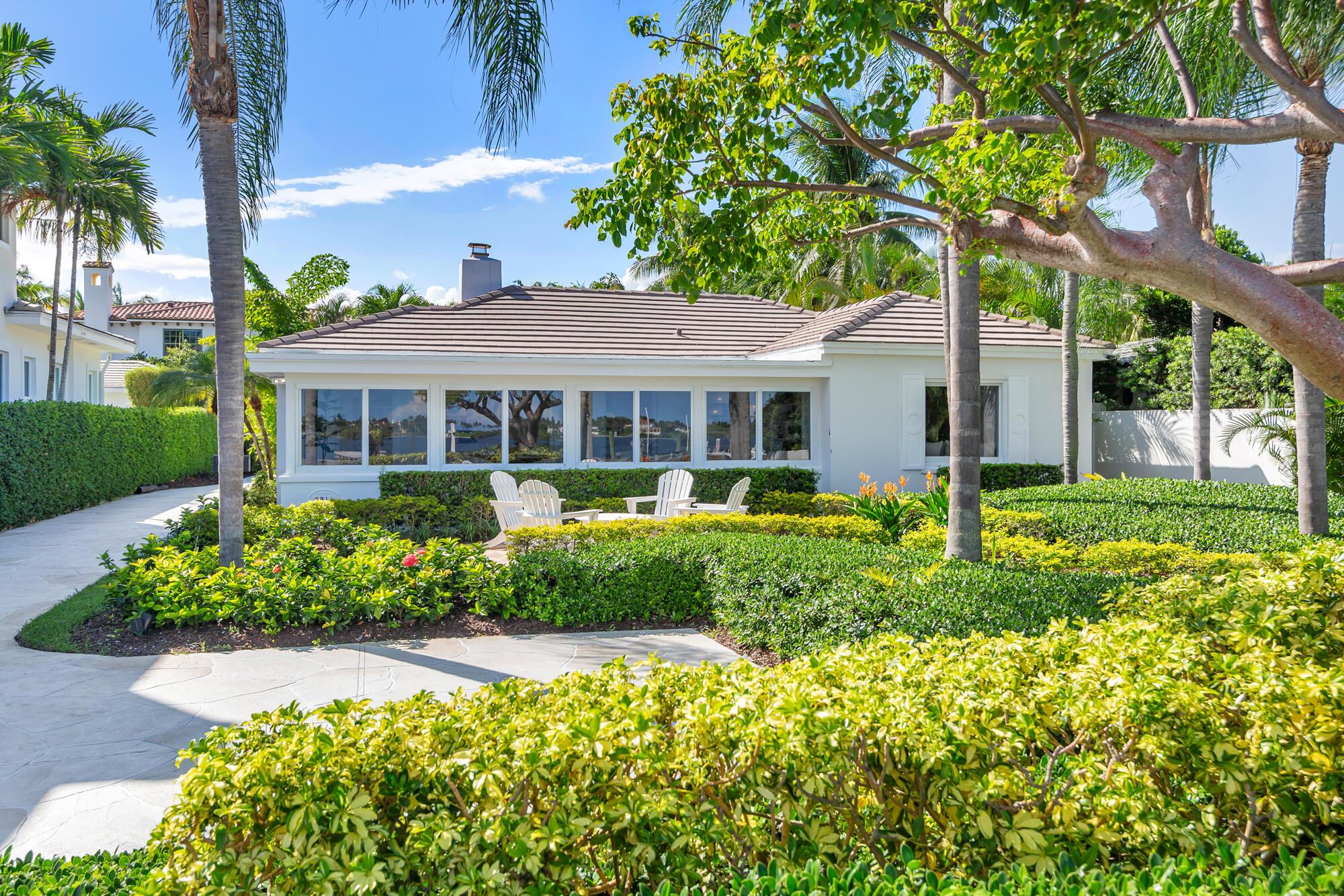EDGEWATER - Residential
