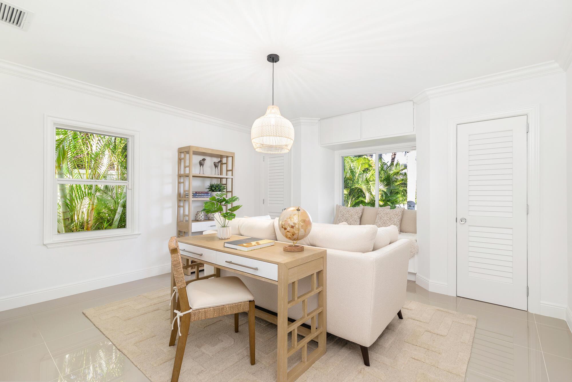 EDGEWATER - Residential