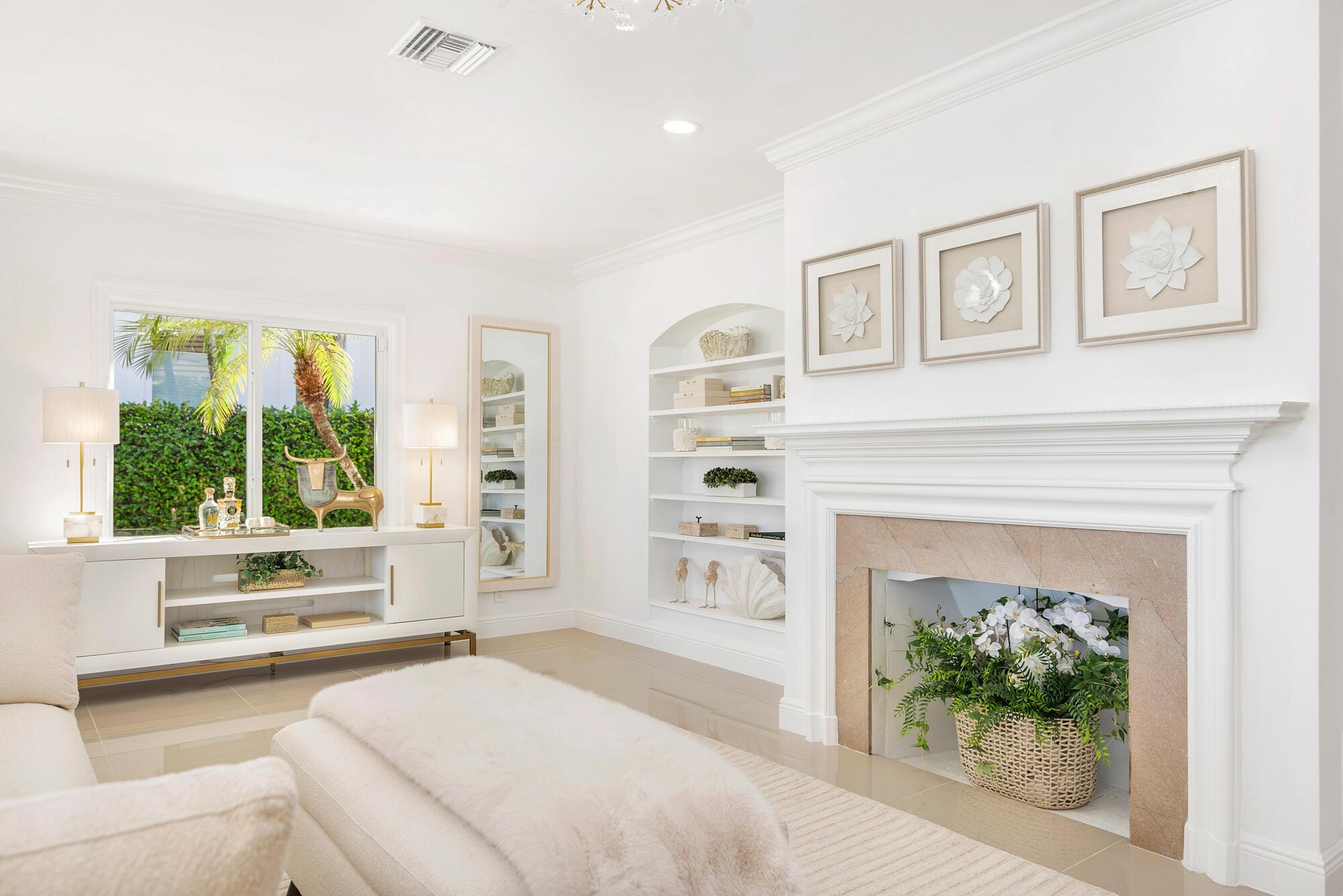 EDGEWATER - Residential