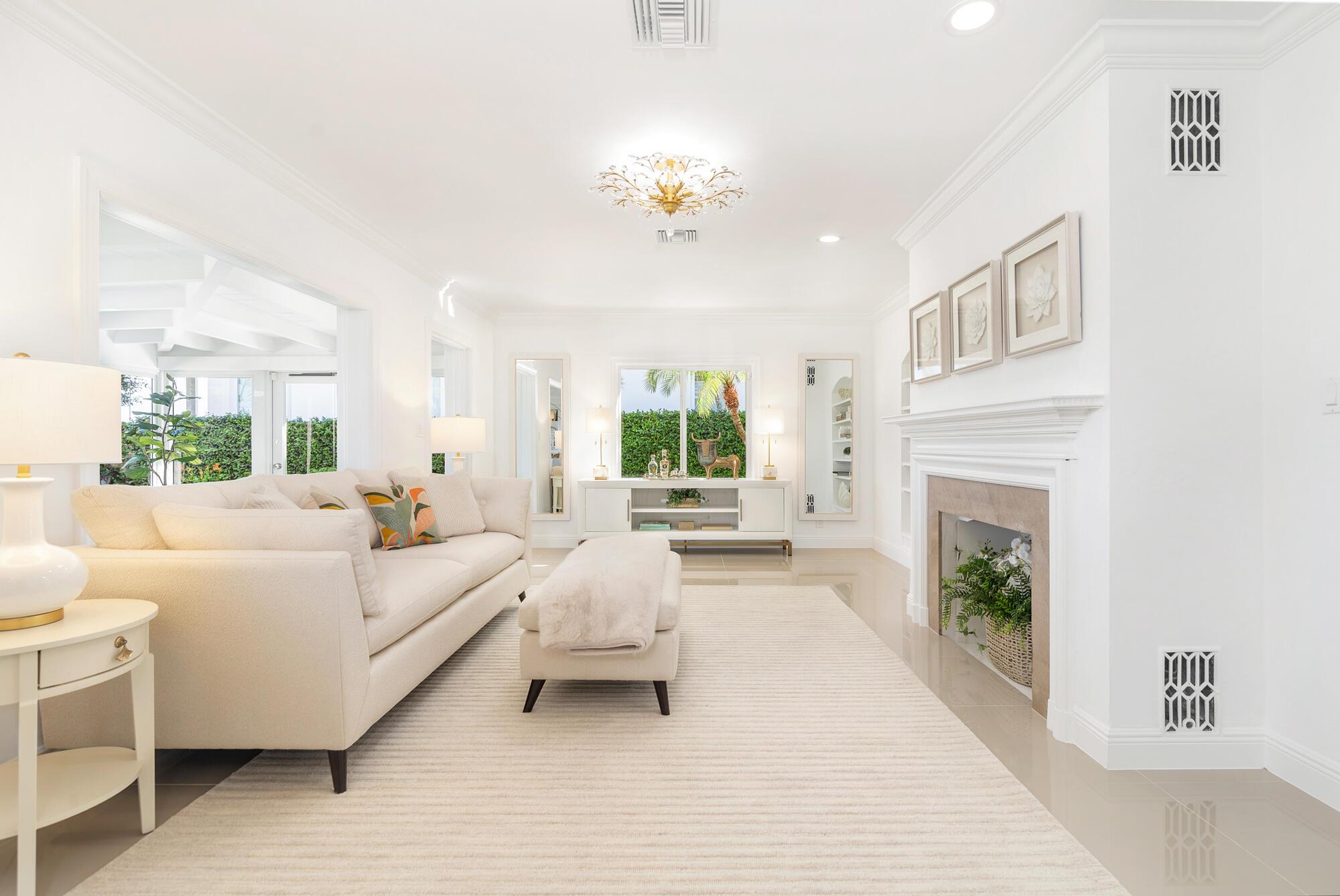 EDGEWATER - Residential
