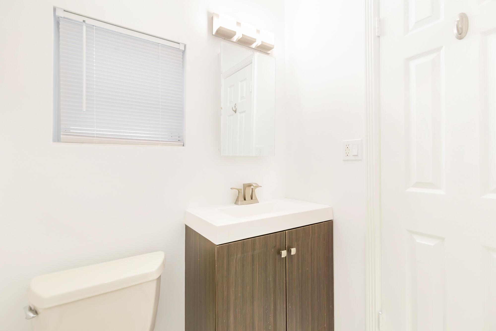 EDGEWATER - Residential