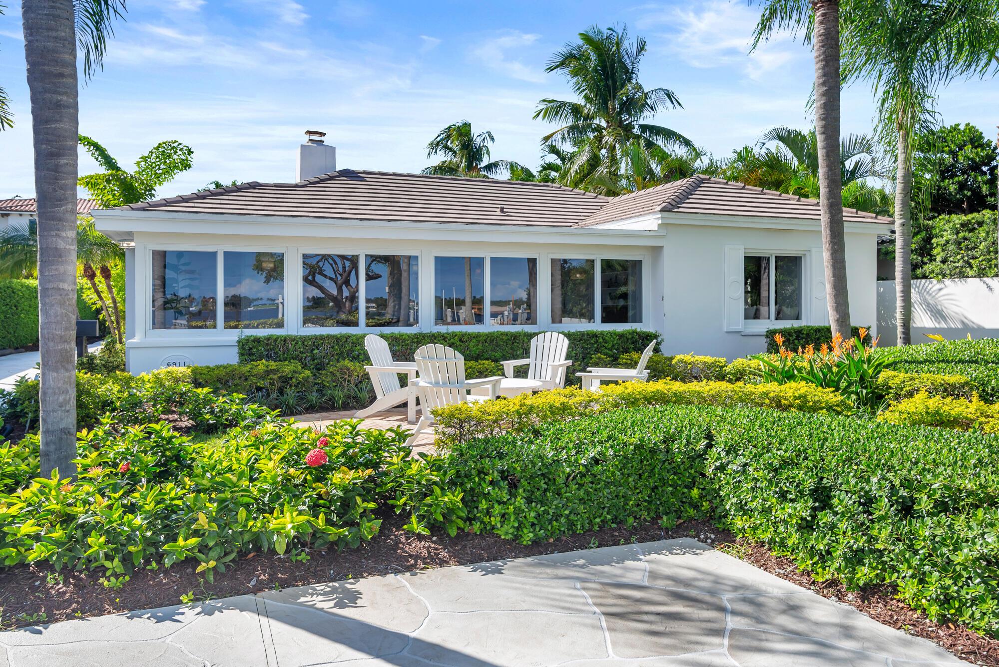 EDGEWATER - Residential