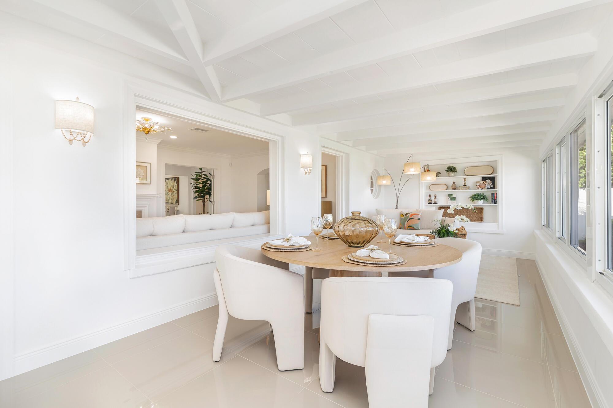 EDGEWATER - Residential