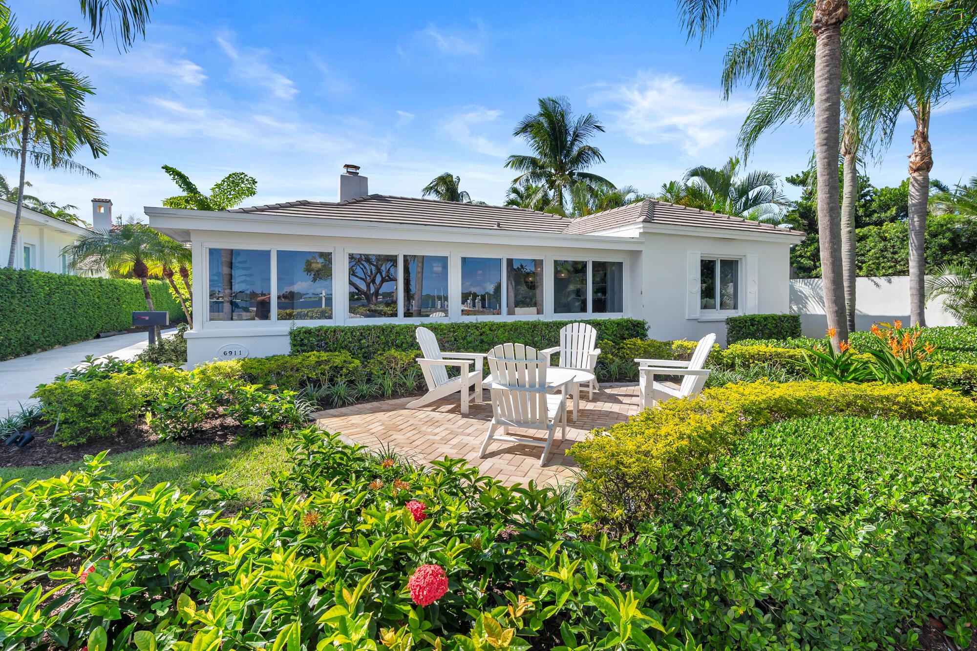 EDGEWATER - Residential