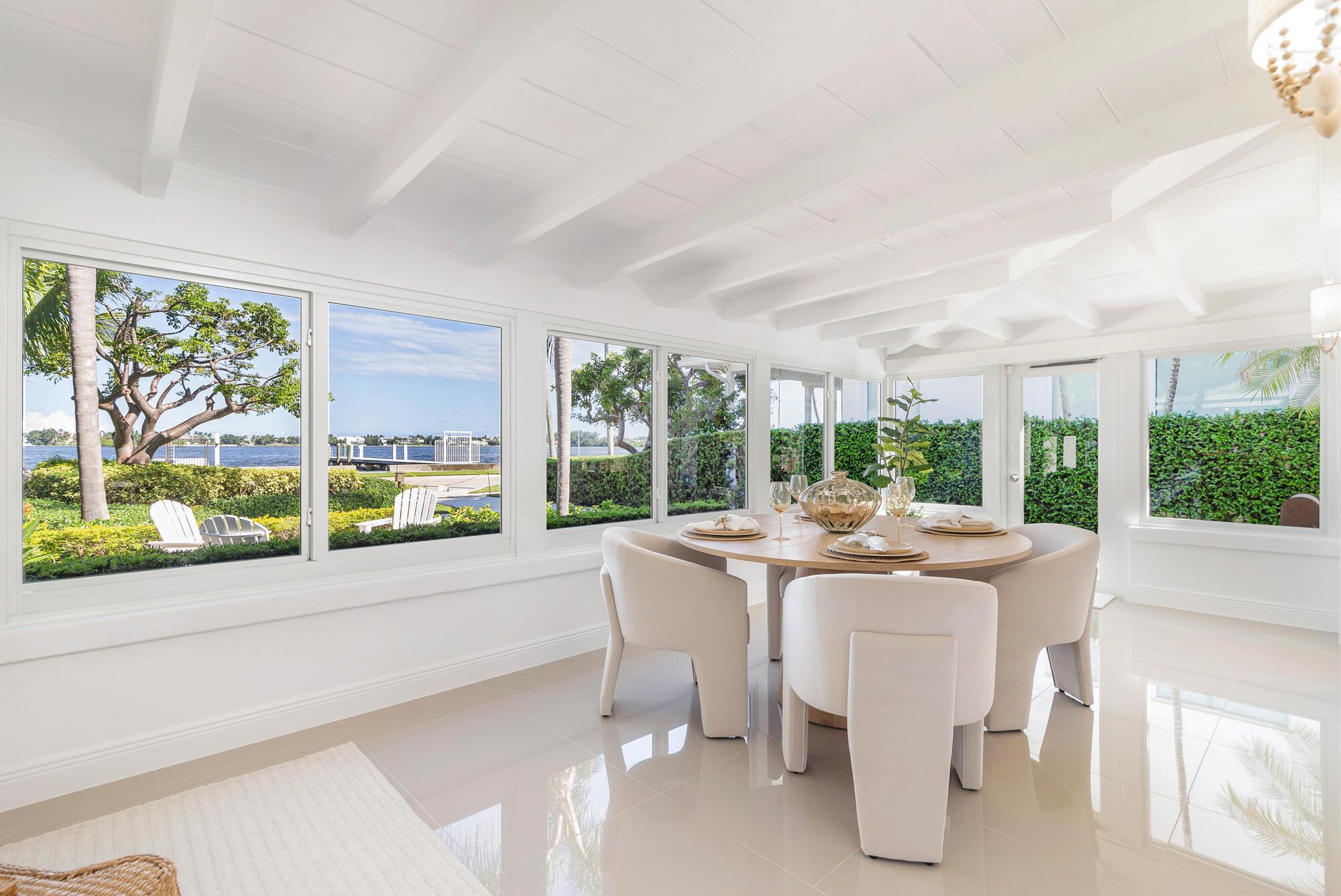 EDGEWATER - Residential