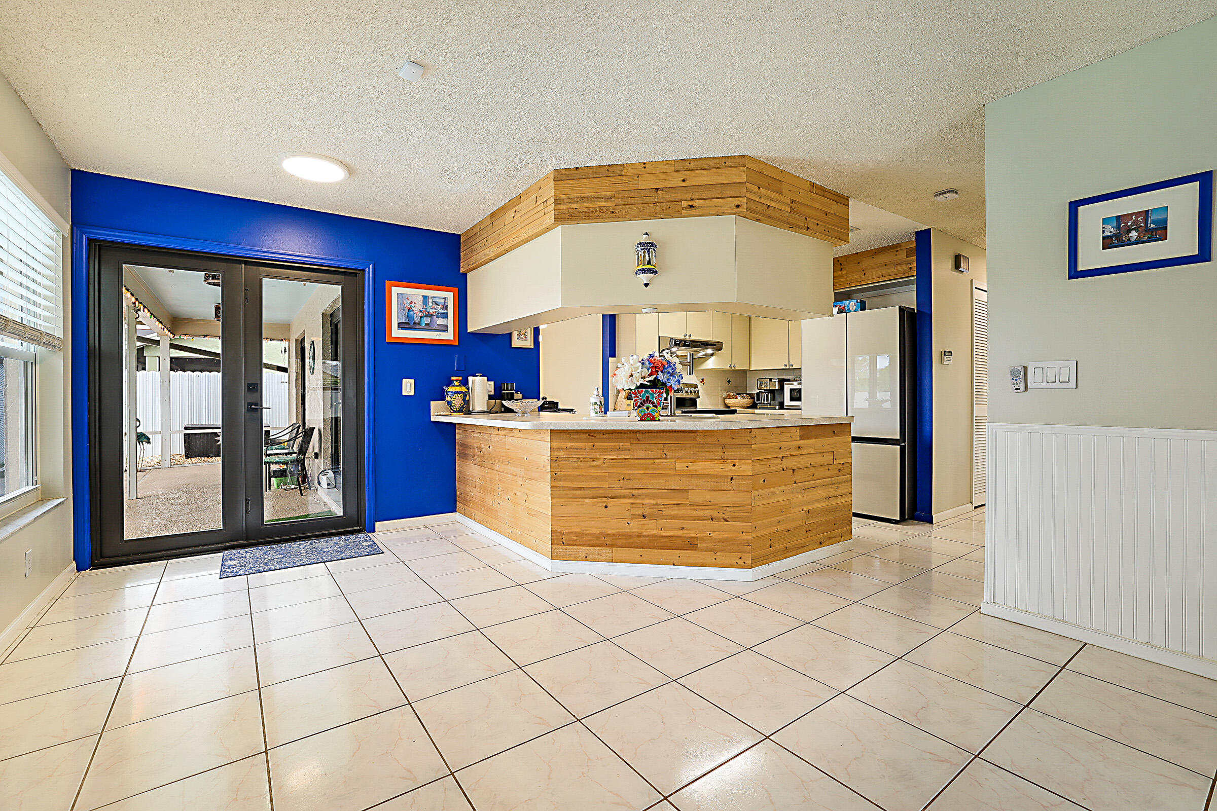 ESTATES OF LAKE CLARKE SHORES - Residential