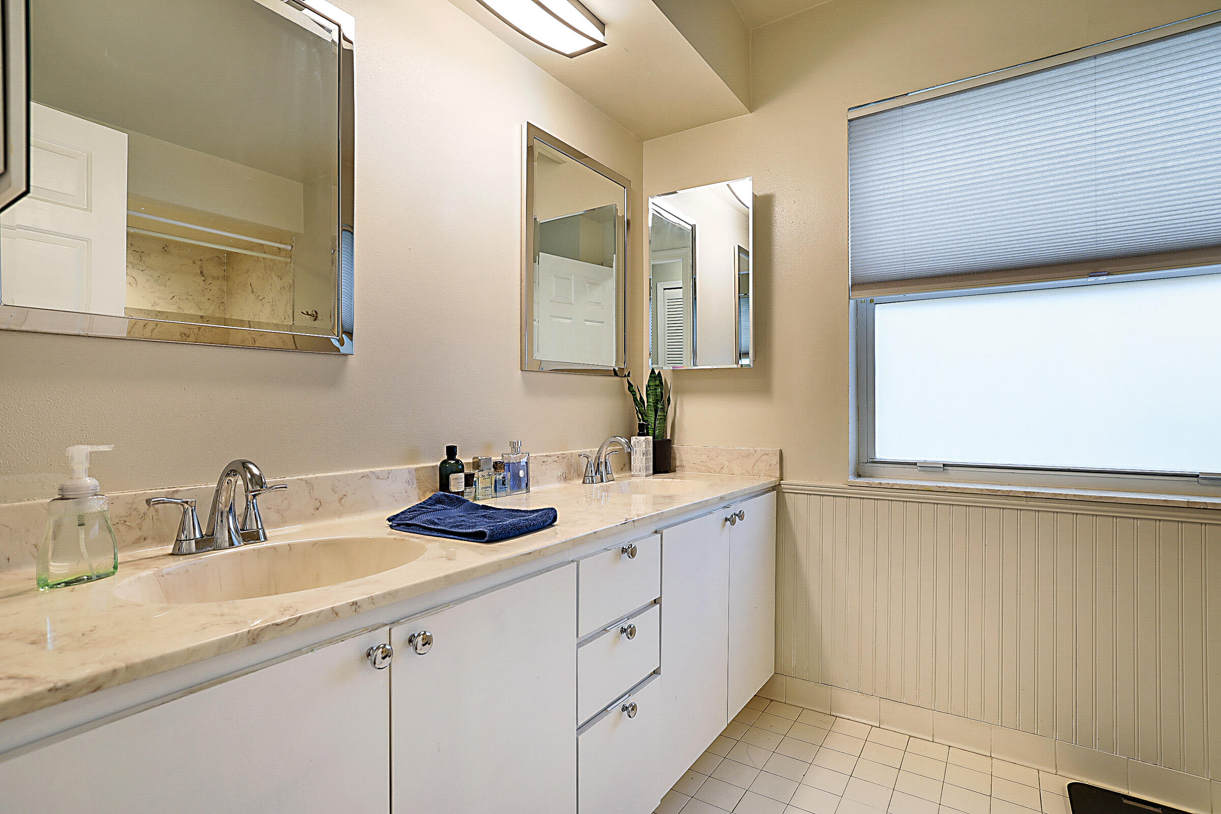 ESTATES OF LAKE CLARKE SHORES - Residential