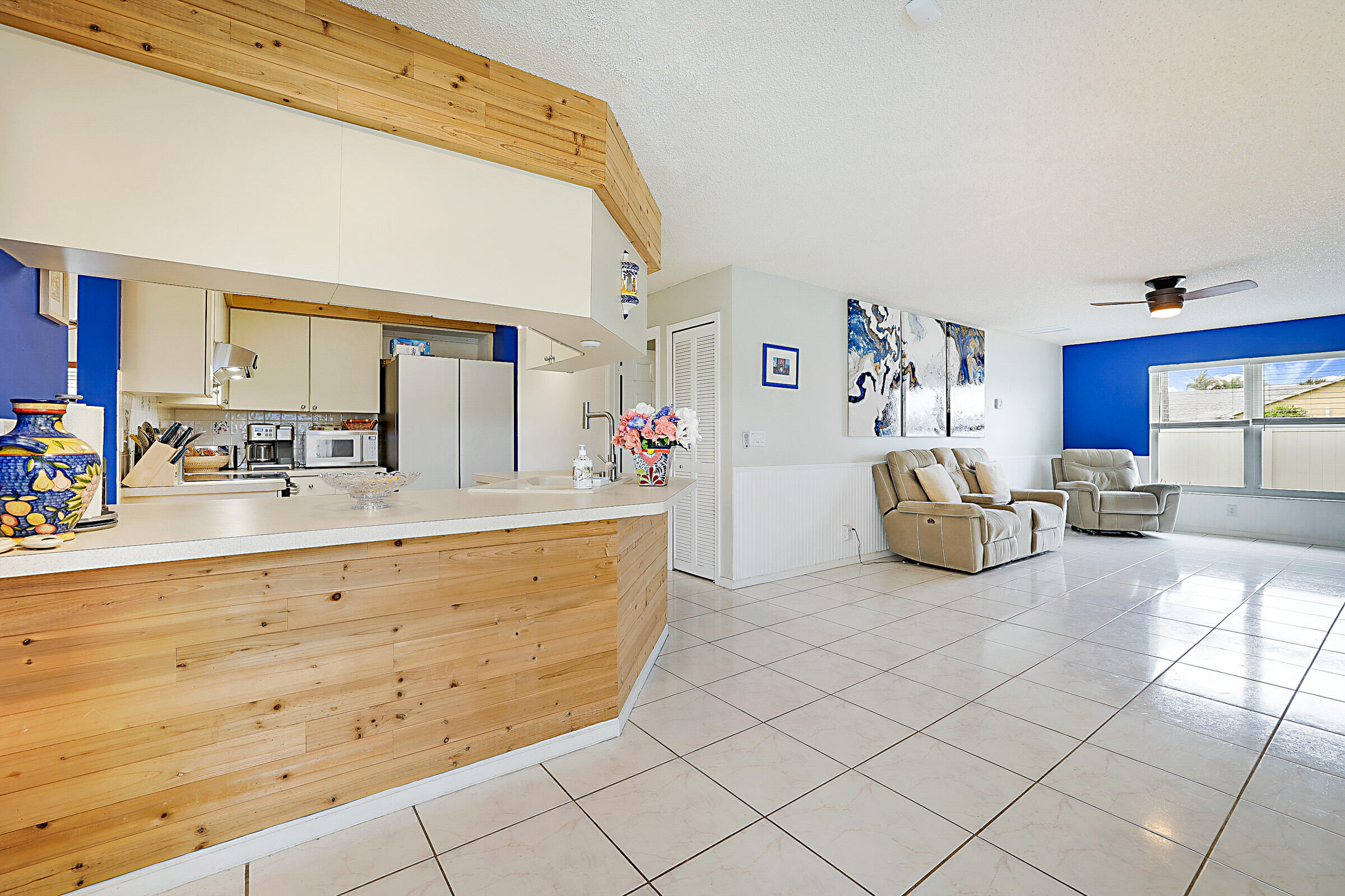 ESTATES OF LAKE CLARKE SHORES - Residential