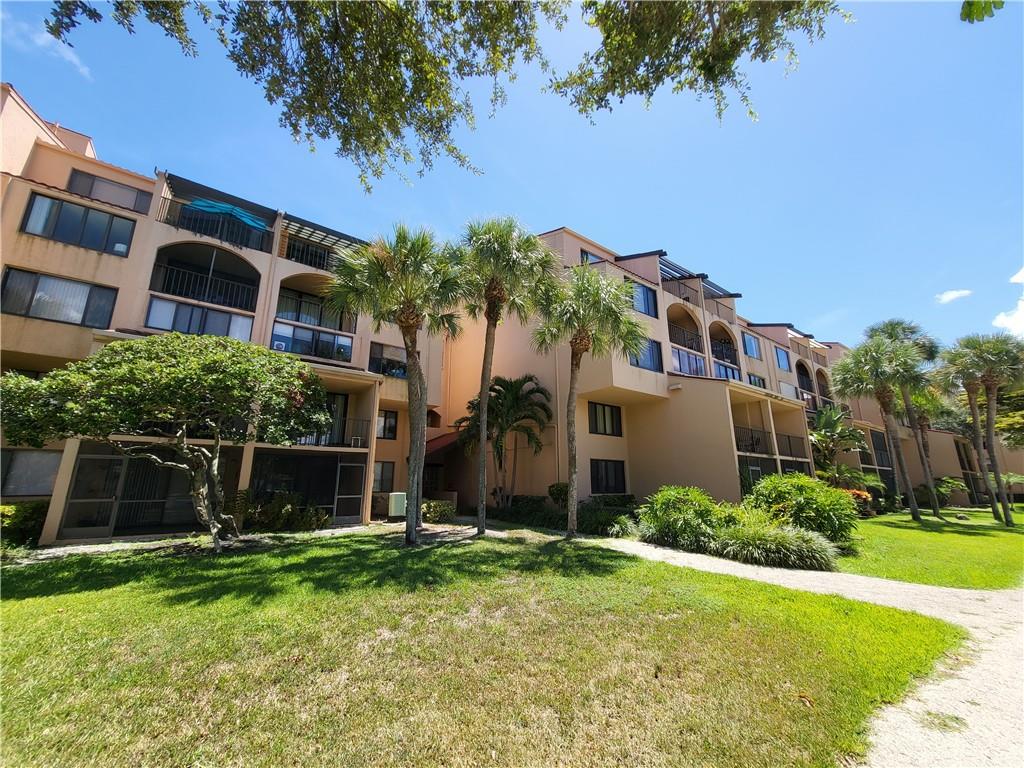 Delray Racquet Club - Residential