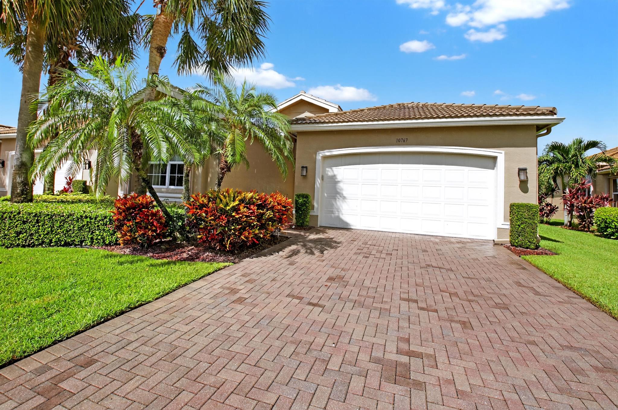 10767 Carmelcove Circle
