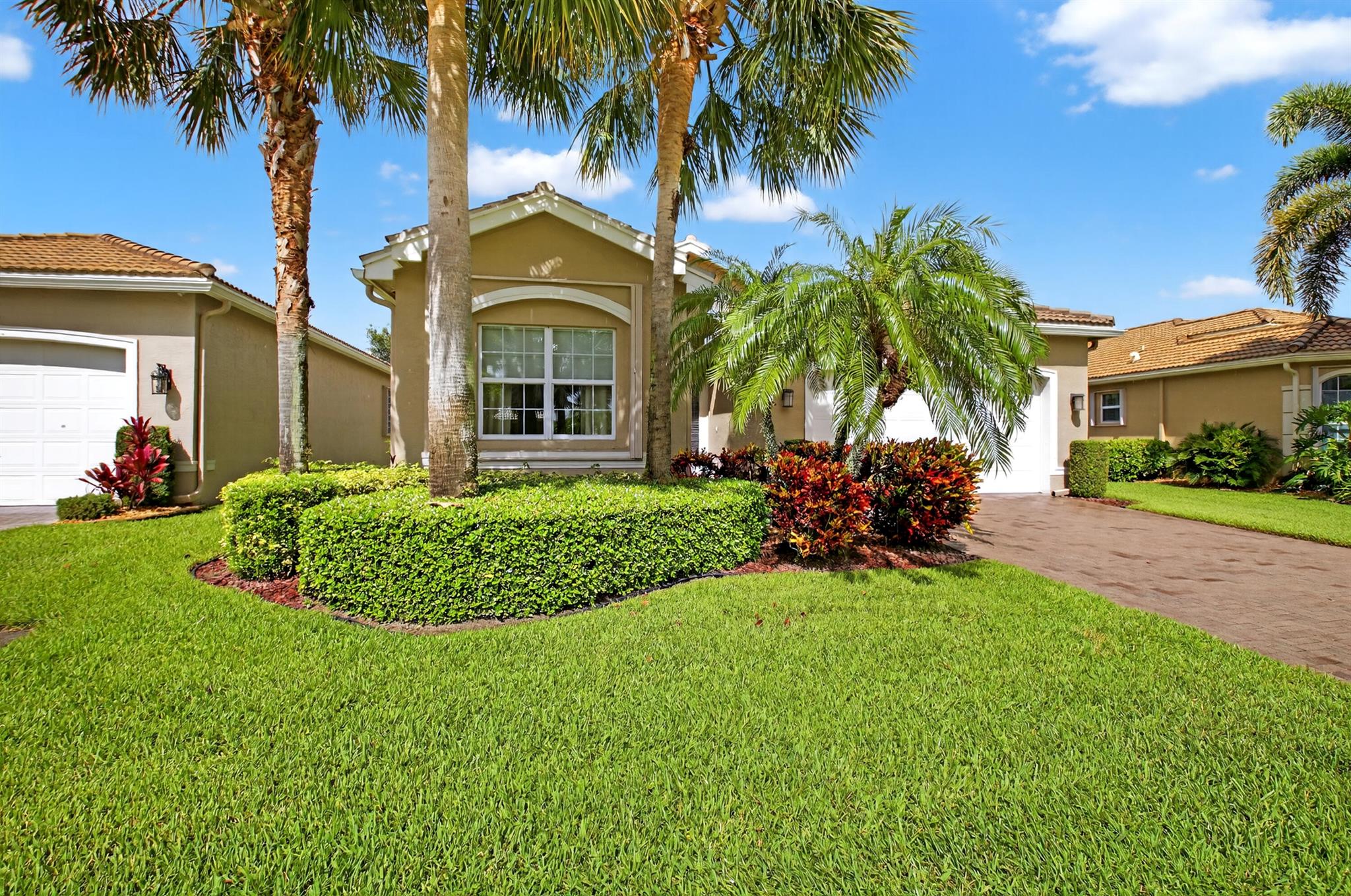 10767 Carmelcove Circle