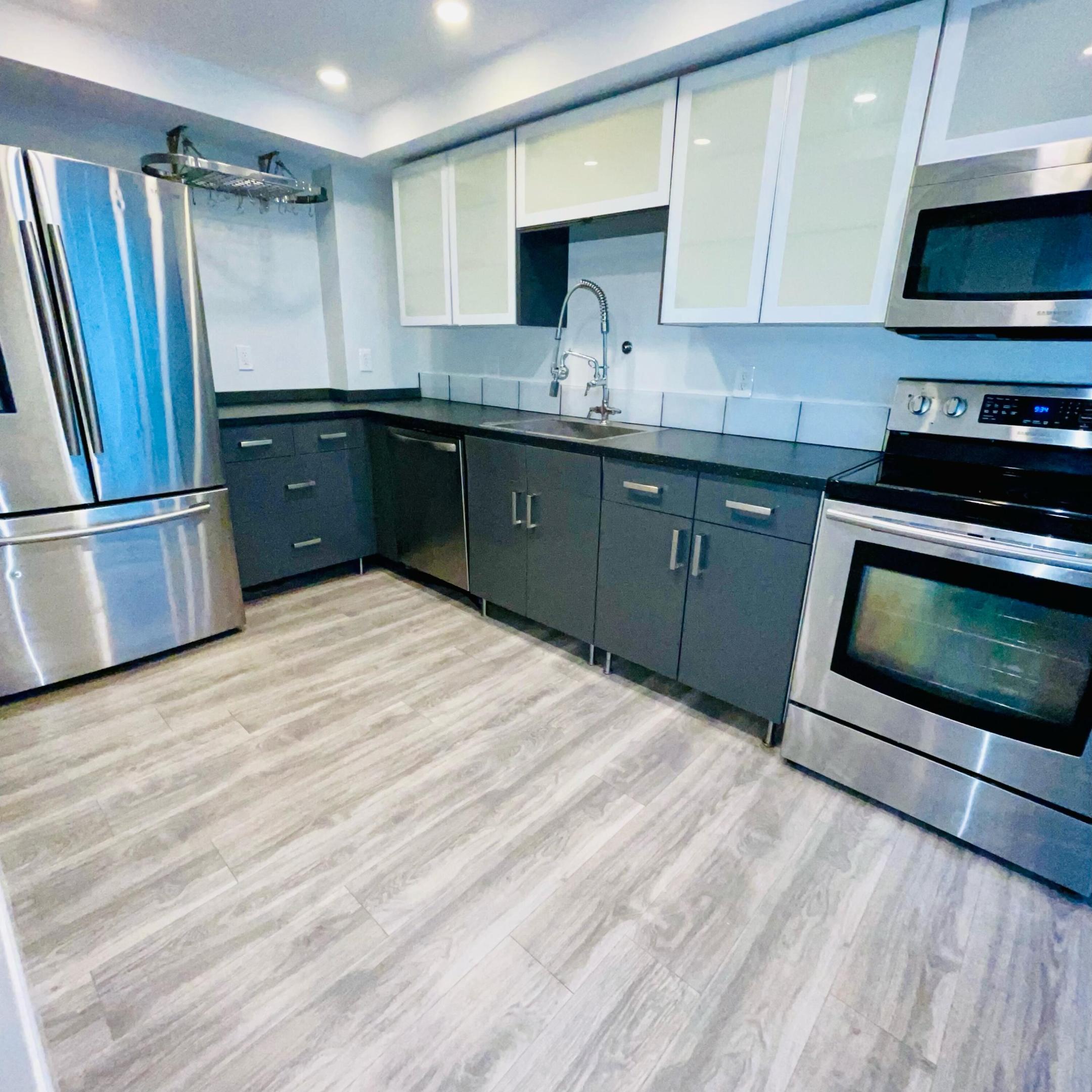 PATRICIAN OF PALM BEACH CONDO - Residential