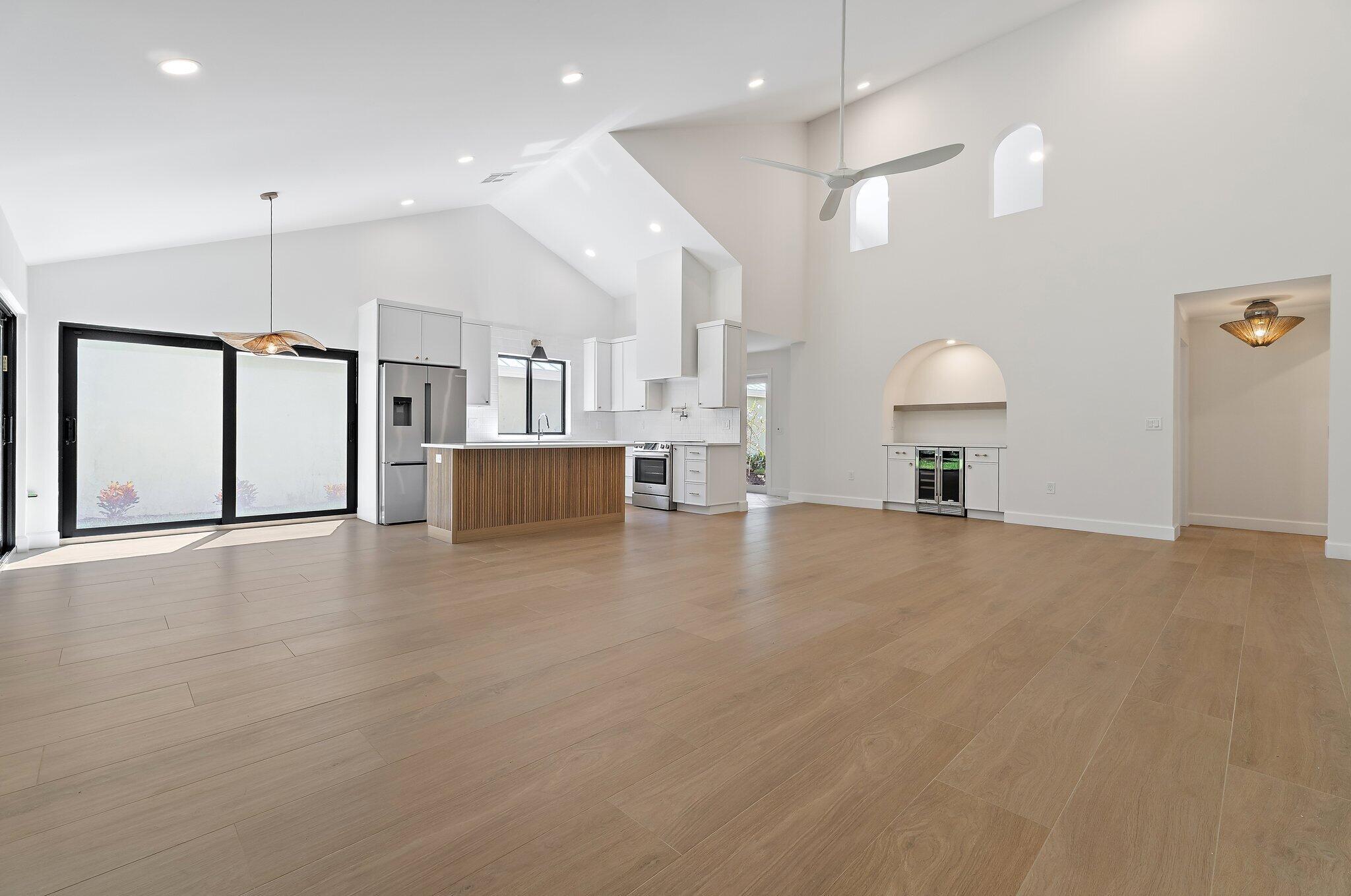 RIDGE AT THE BLUFFS - Residential Lease