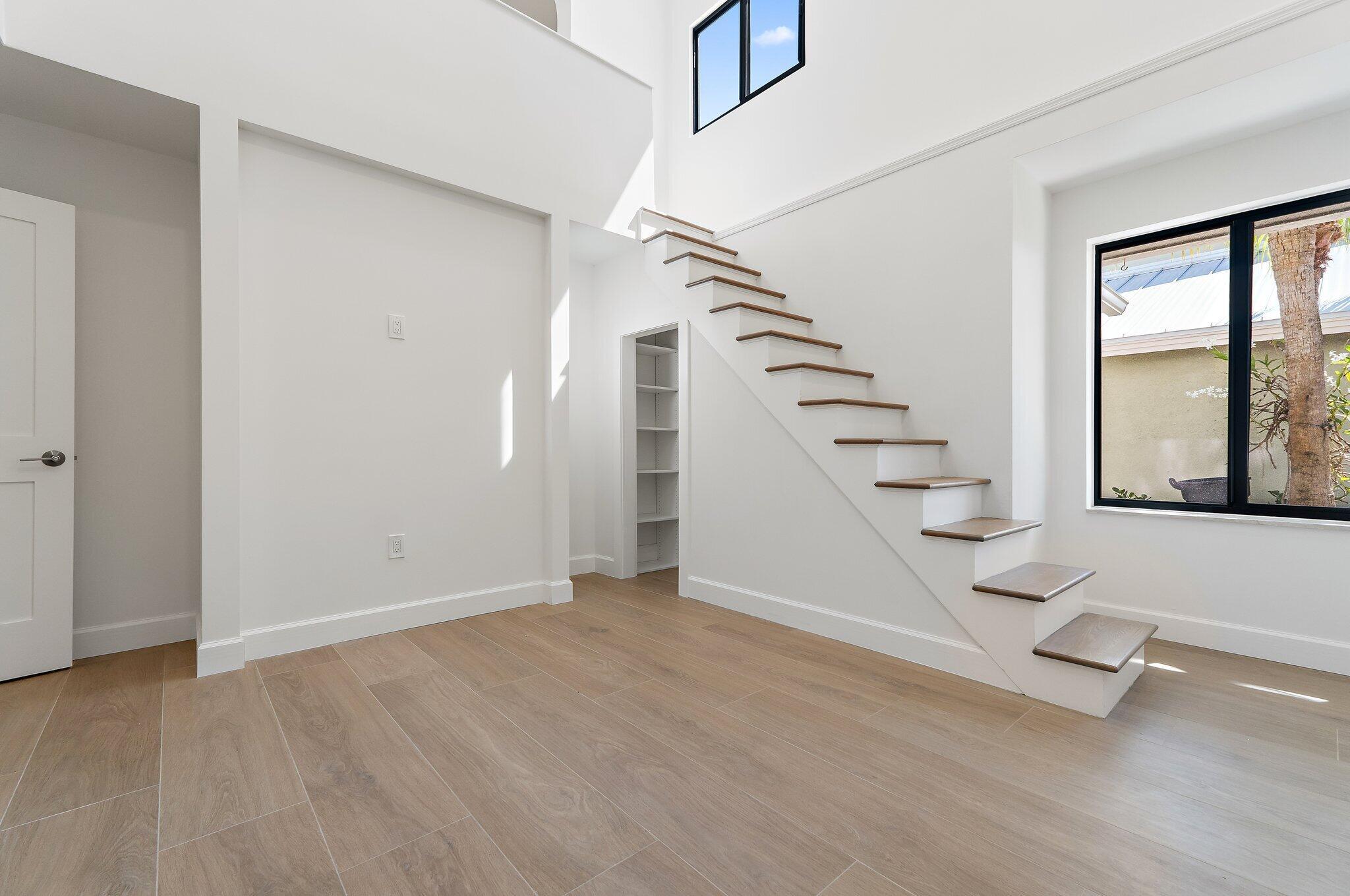 RIDGE AT THE BLUFFS - Residential Lease