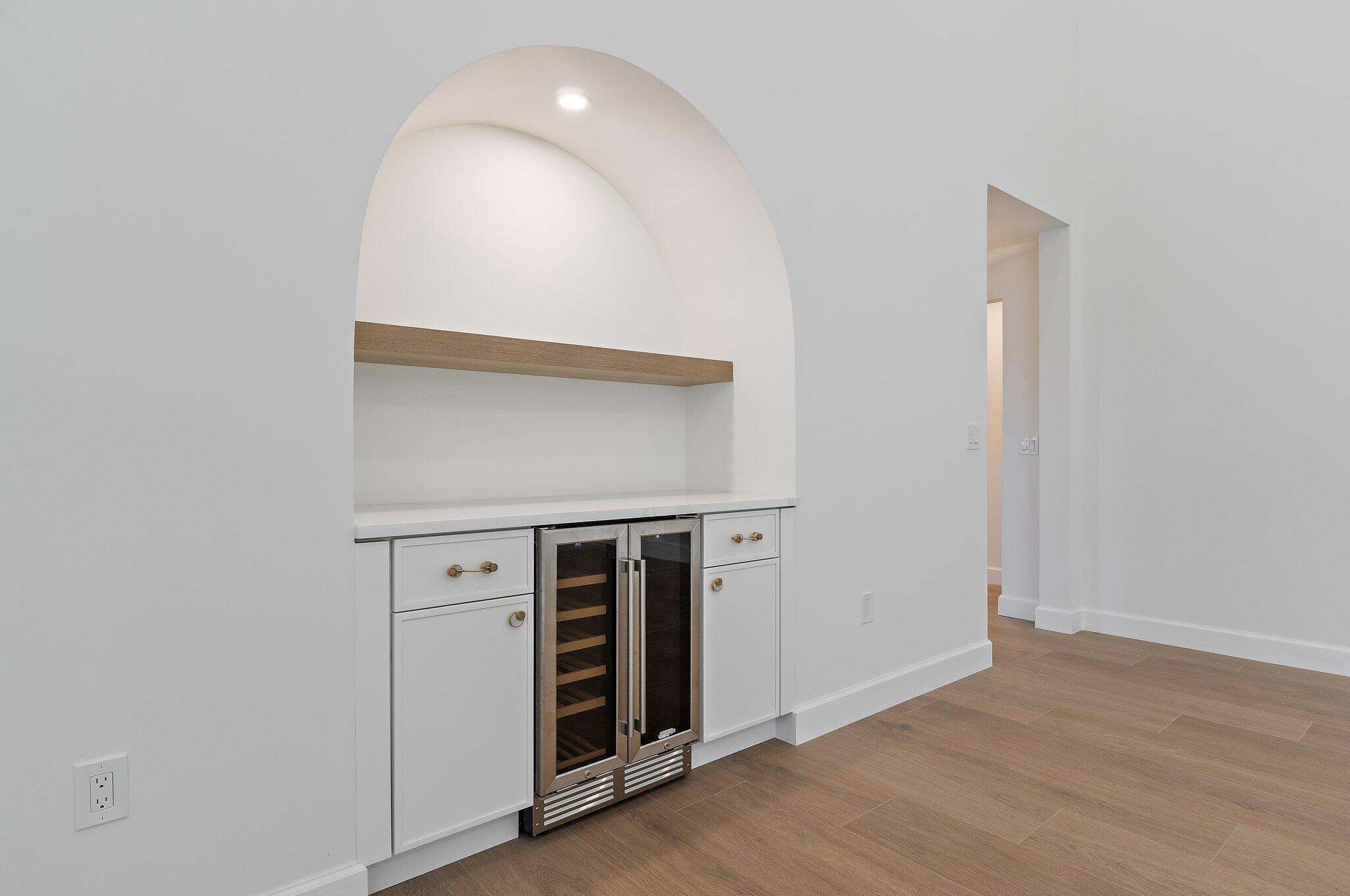 RIDGE AT THE BLUFFS - Residential Lease