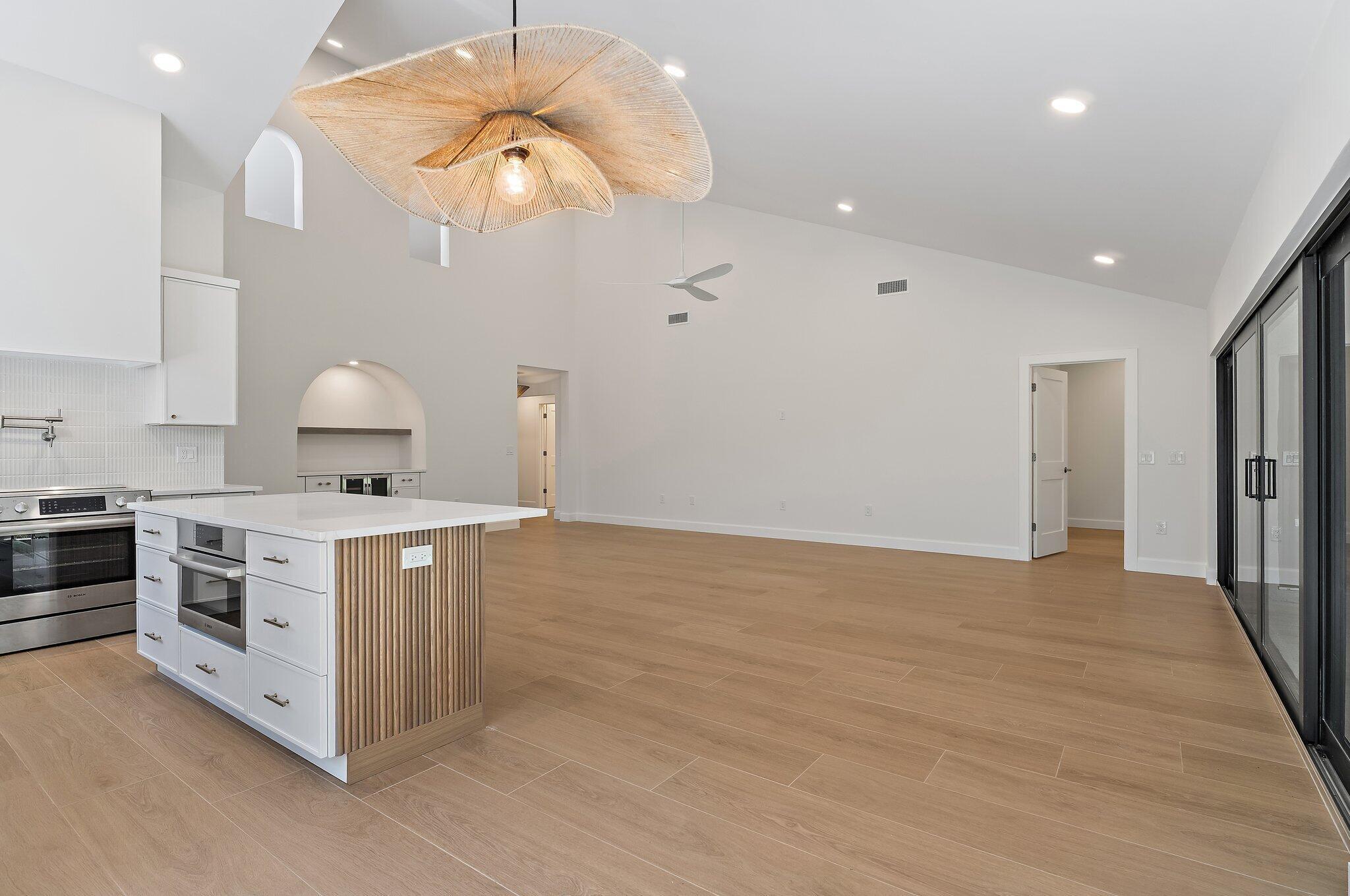 RIDGE AT THE BLUFFS - Residential Lease