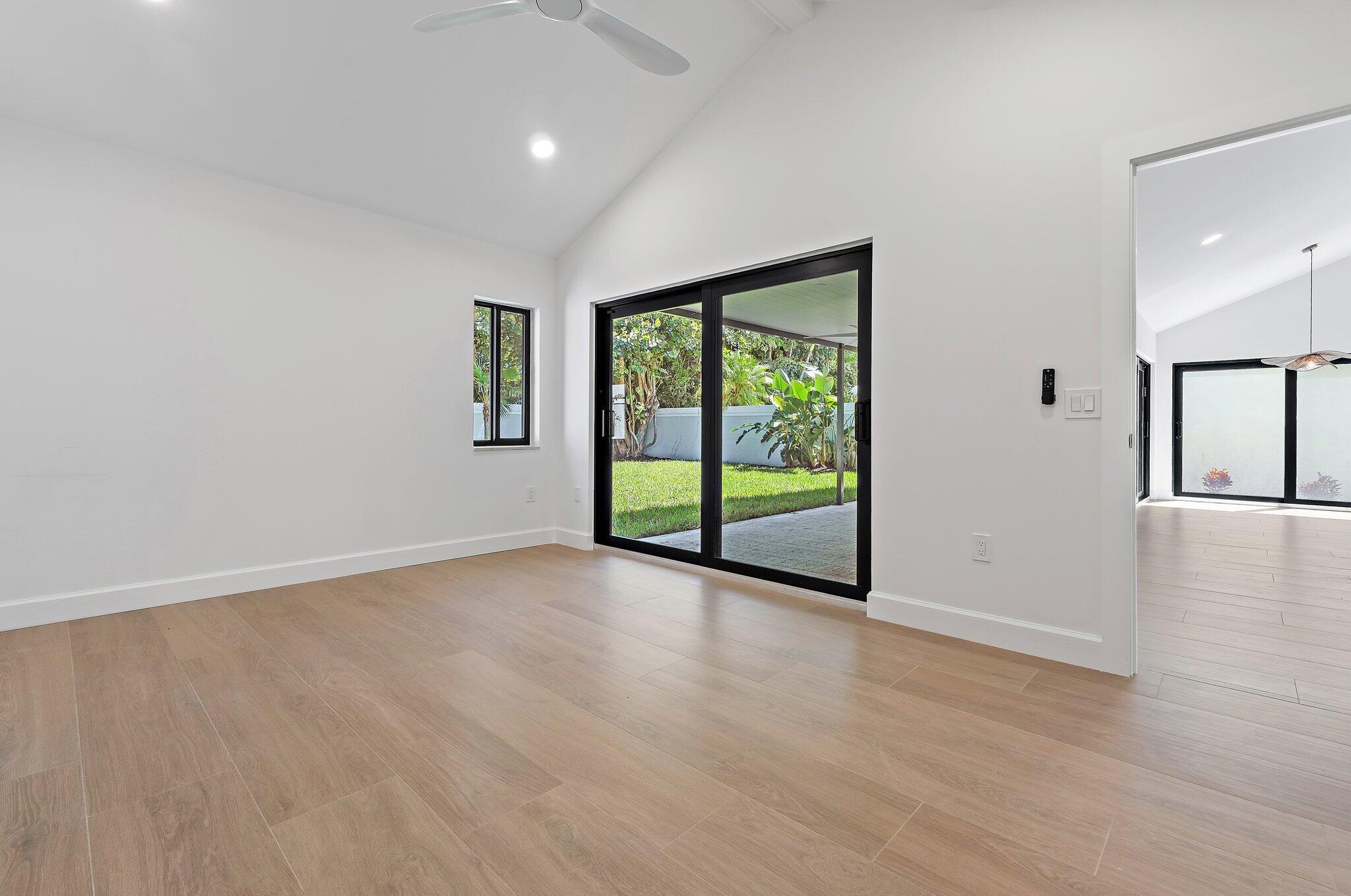 RIDGE AT THE BLUFFS - Residential Lease