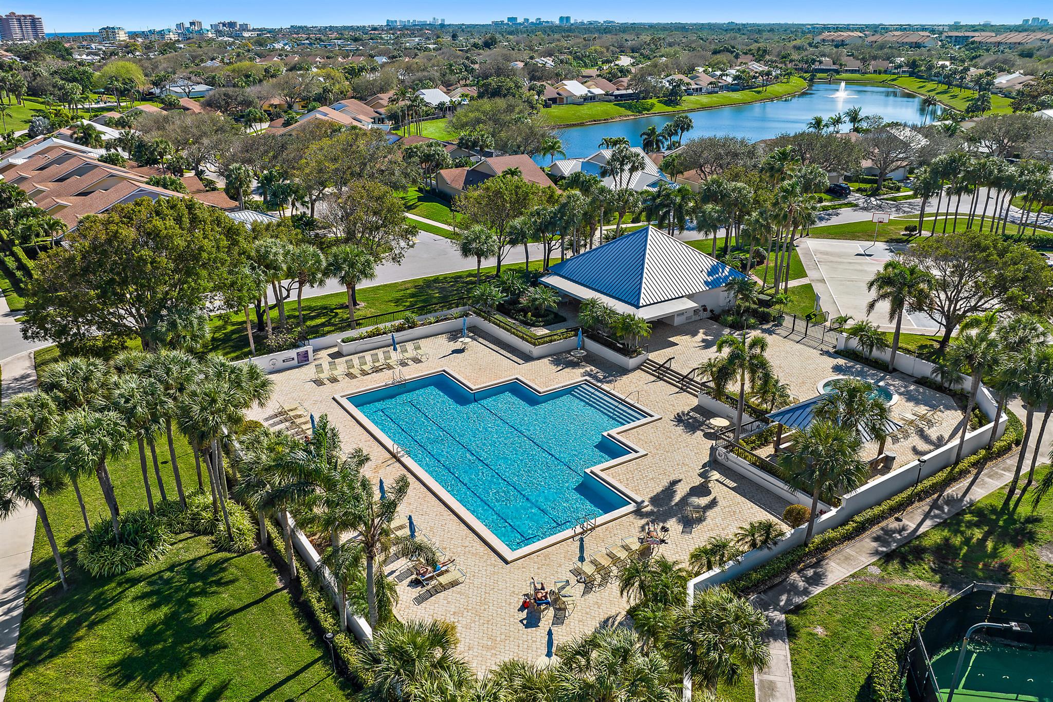 RIDGE AT THE BLUFFS - Residential Lease