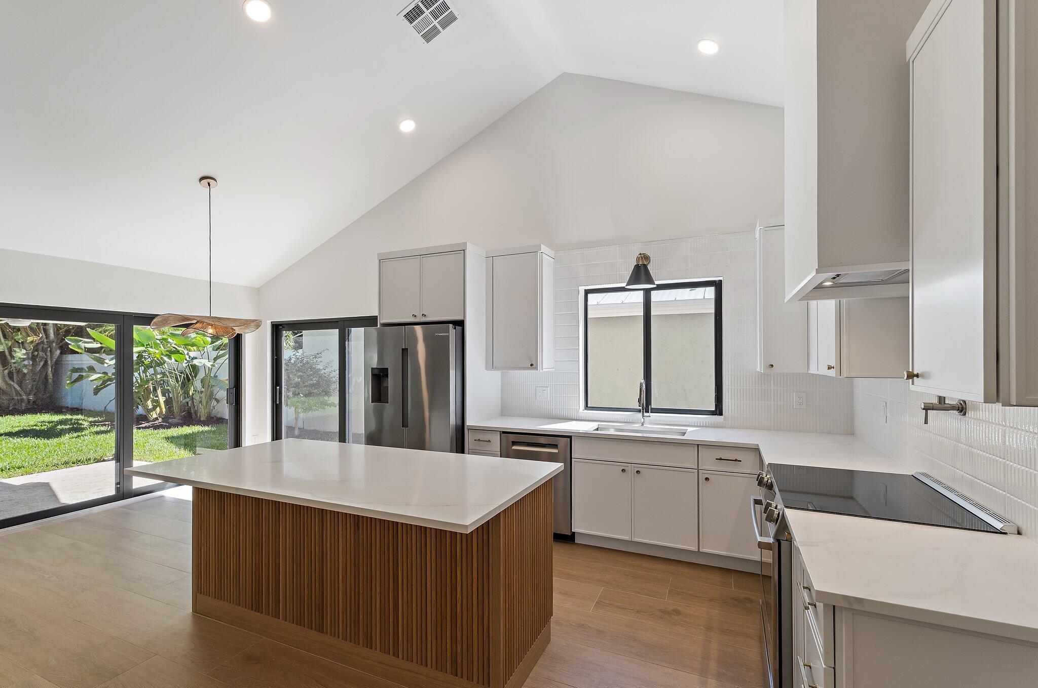RIDGE AT THE BLUFFS - Residential Lease